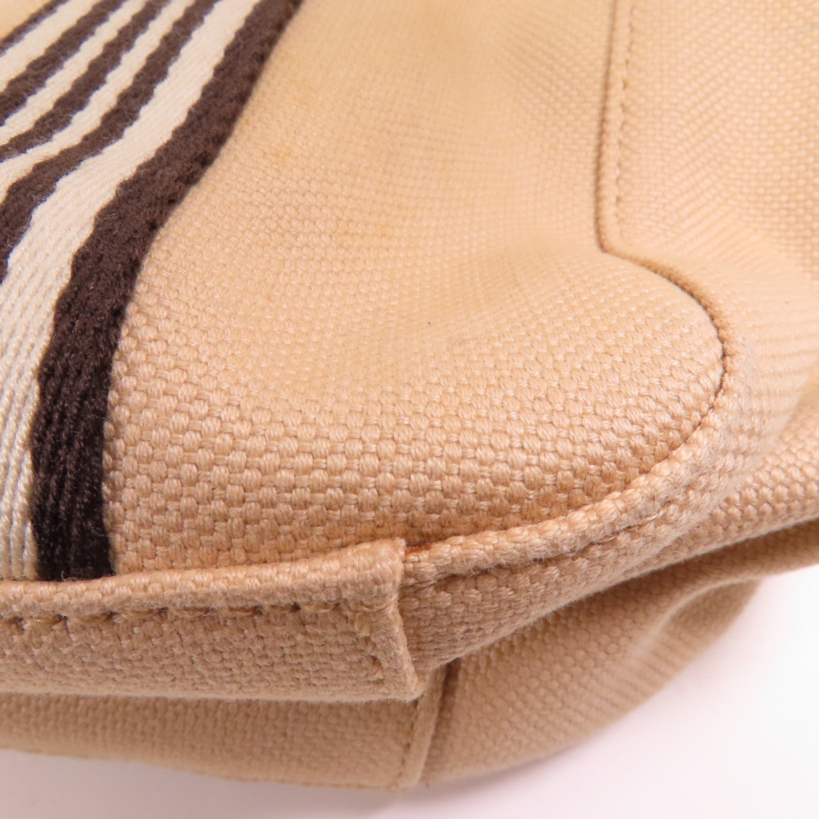 BURBERRY 帆布Shoulder Bag銀扣肩背袋