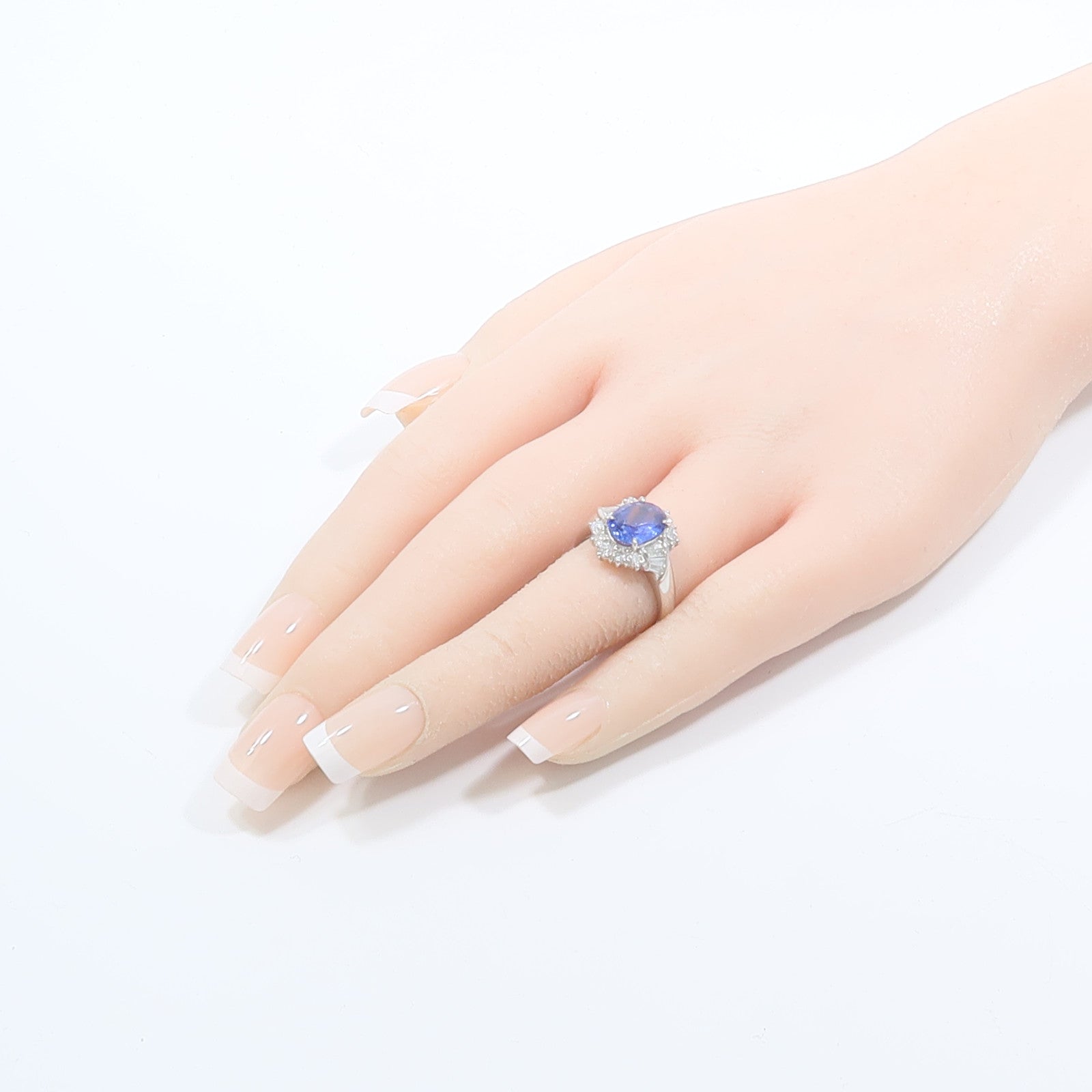 JEWELRY PT900鉑金Sapphire Diamond Ring藍寶石/鑽石戒指