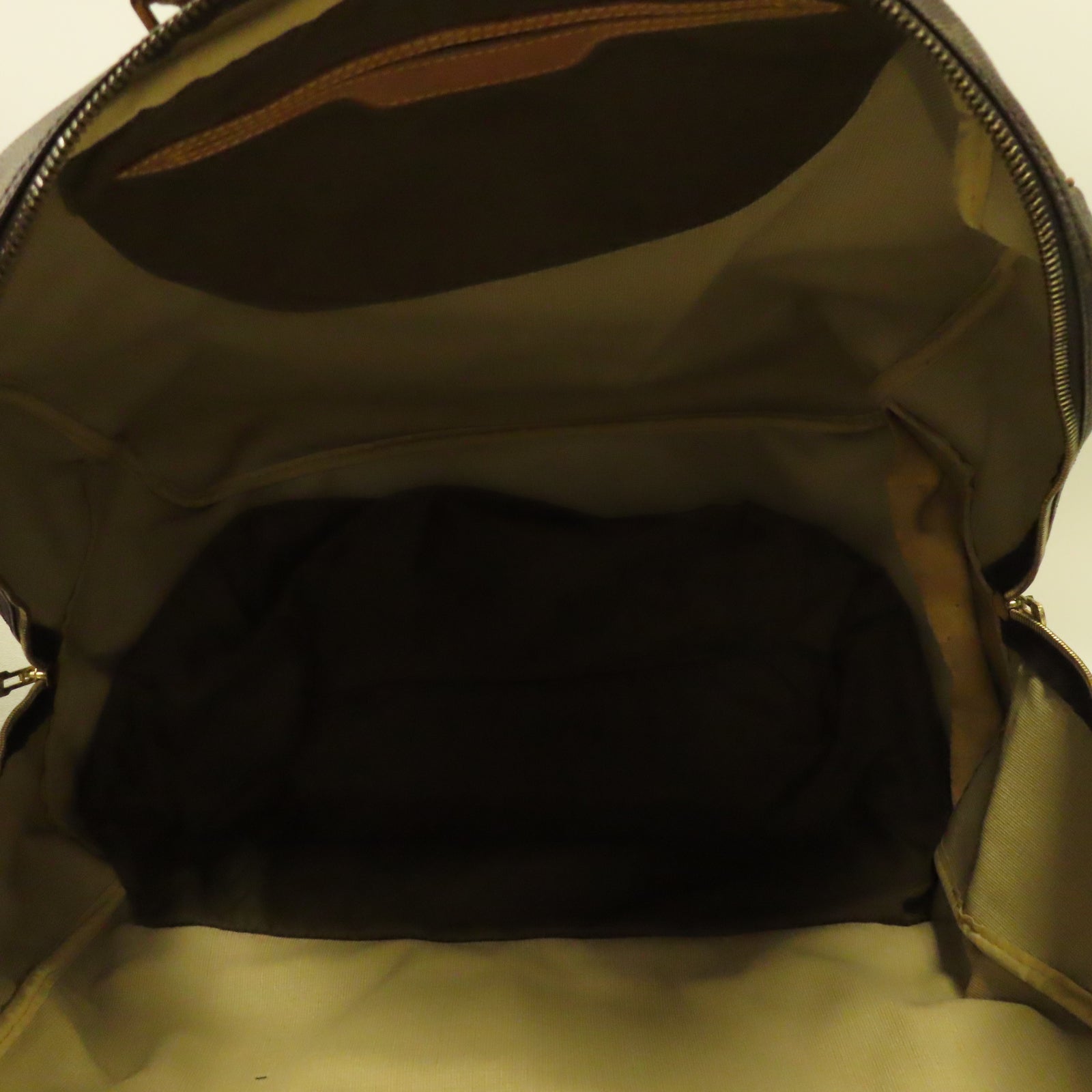 LOUIS VUITTON 【激減優惠】Monogram Evasion Hand Bag金扣手挽袋啡色