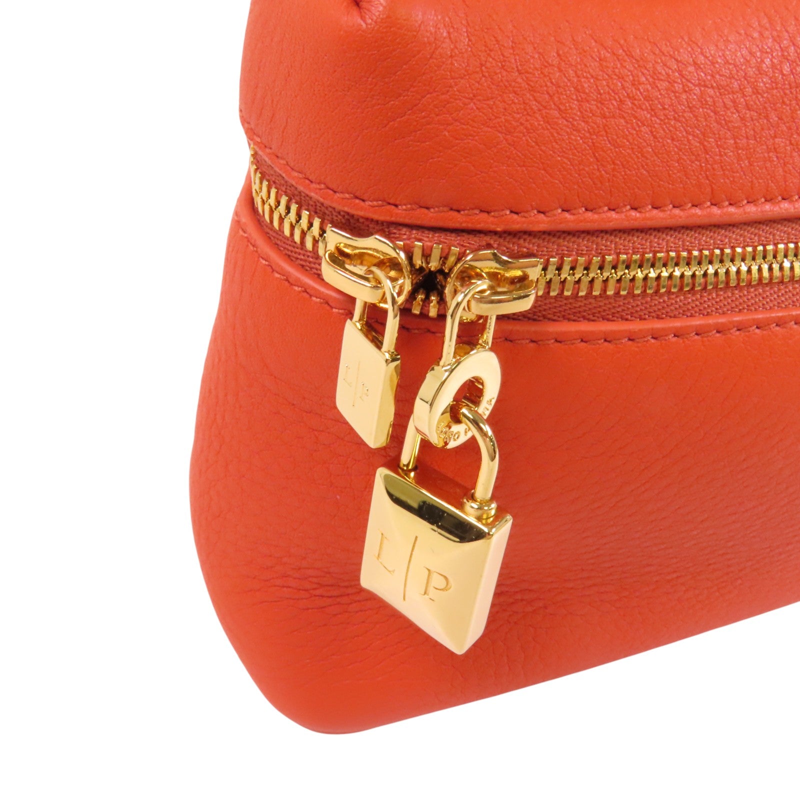 Loro Piana 牛皮皮革Extra Clutch L19金扣手挽袋