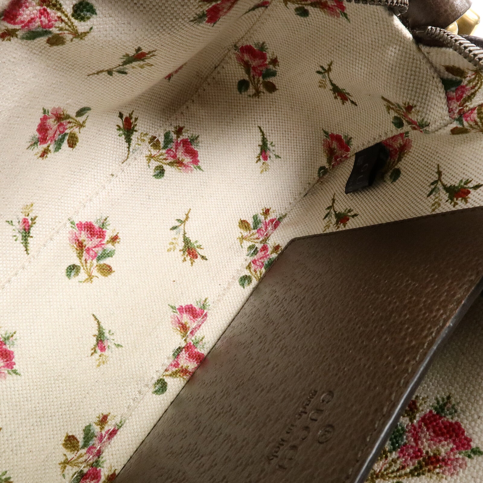 GUCCI 塗層帆布Neo Vintage肩背袋