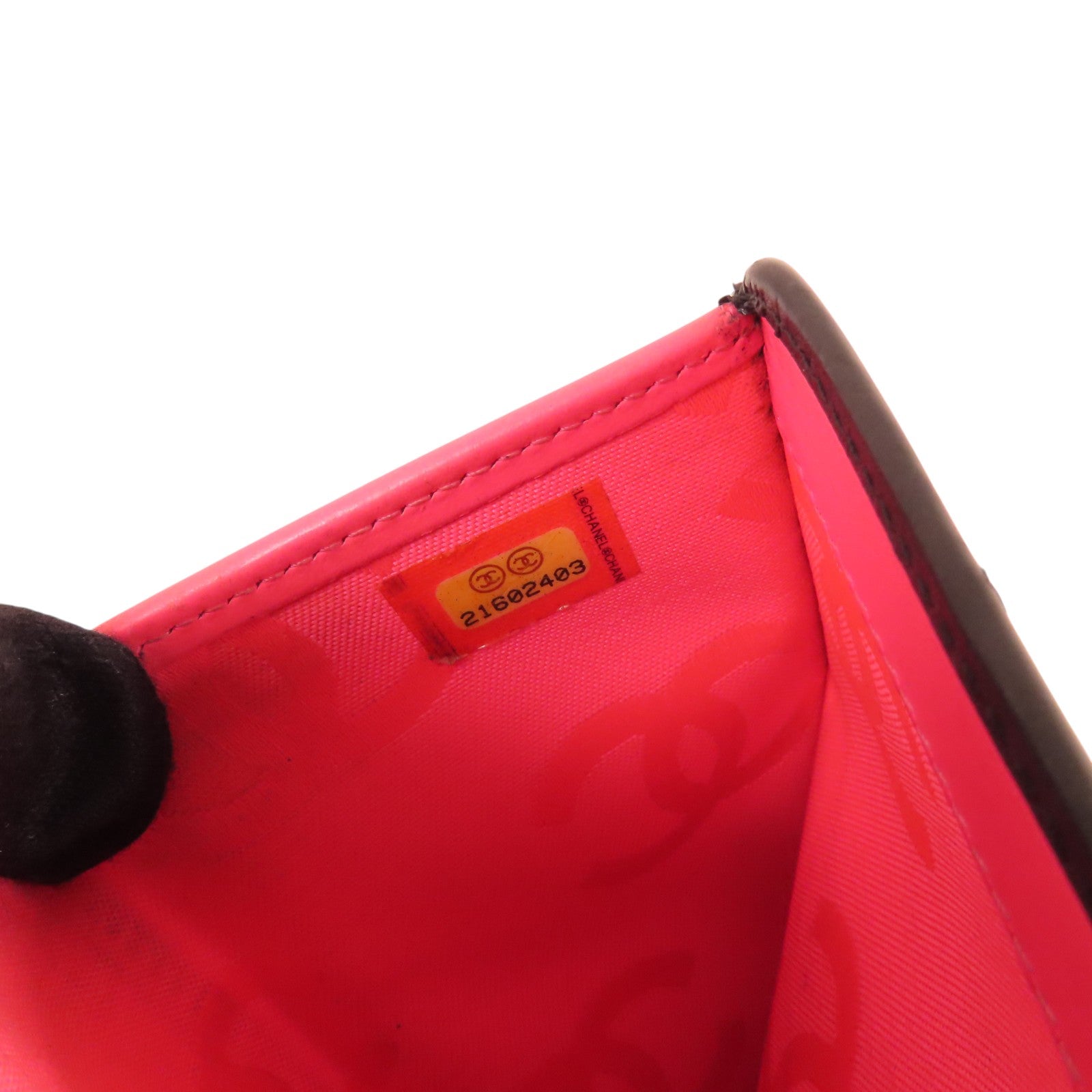 CHANEL 牛皮皮革Cambon Wallet銀扣短錢包