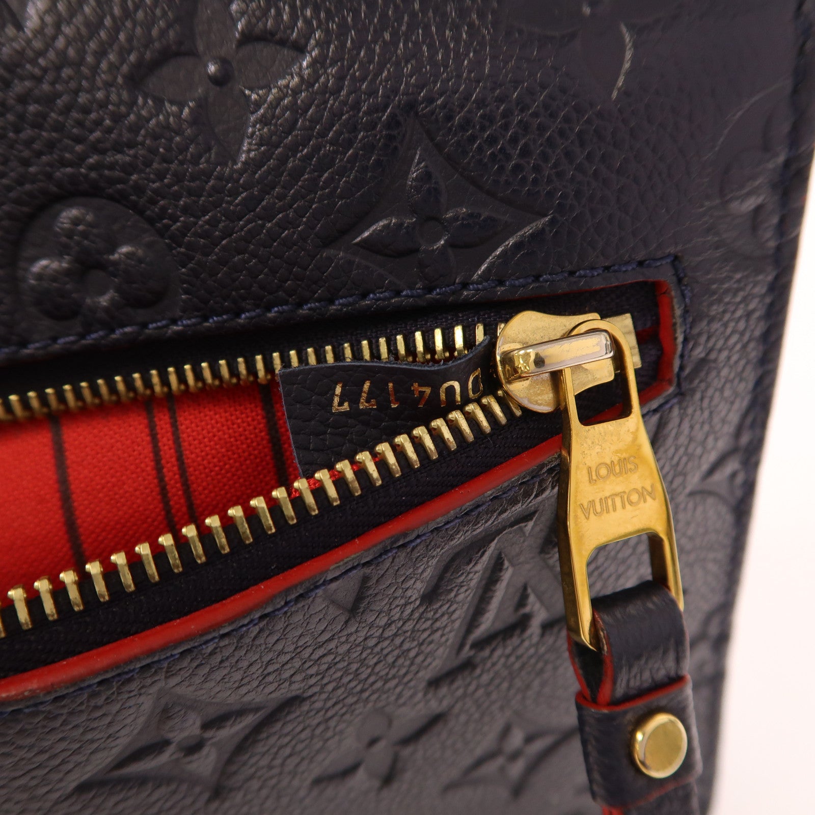 LOUIS VUITTON 【激減優惠】Monogram Empreinte Pochette Metis金扣手挽肩背兩用袋深藍色