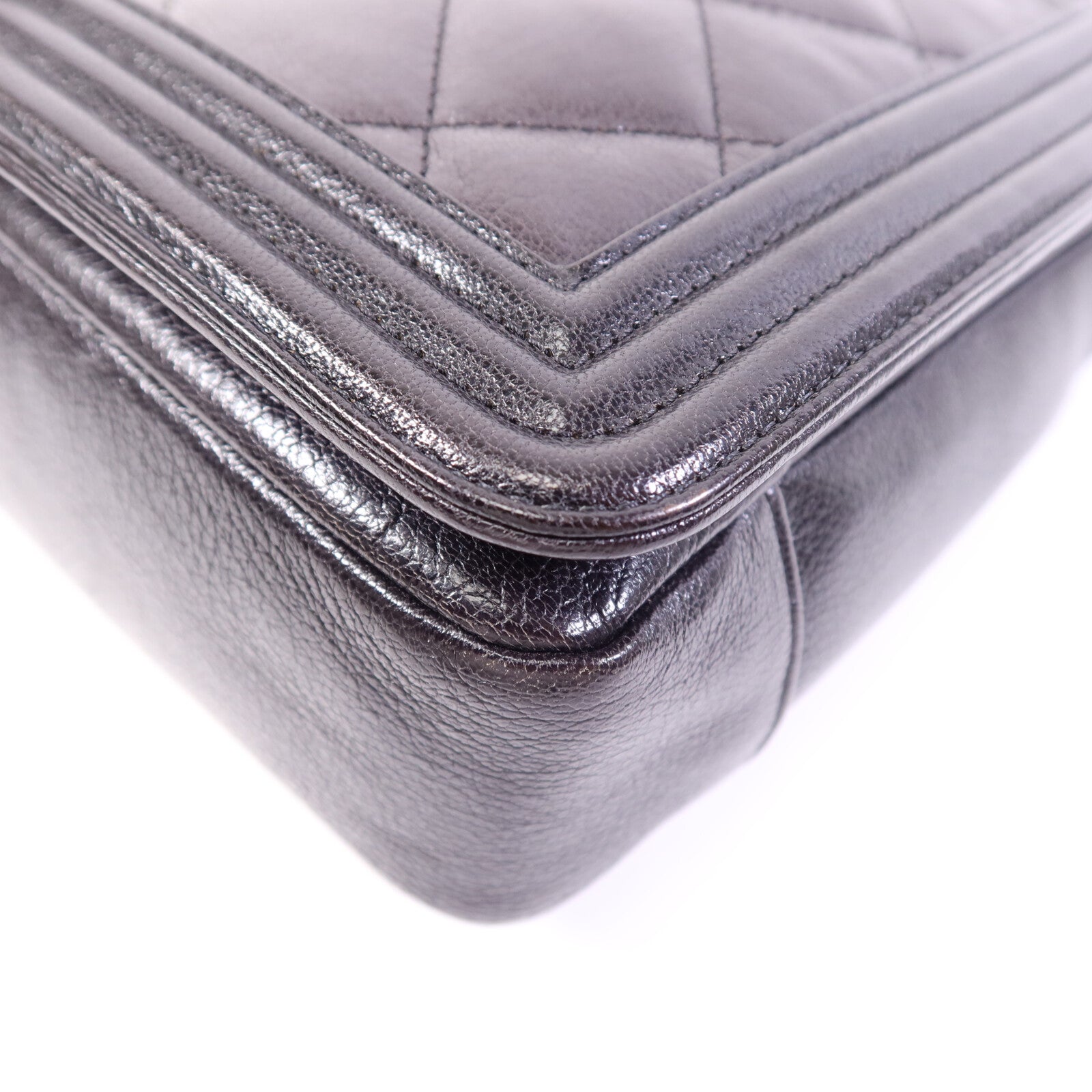 CHANEL 牛皮皮革Boy 30銀扣鏈帶肩背袋