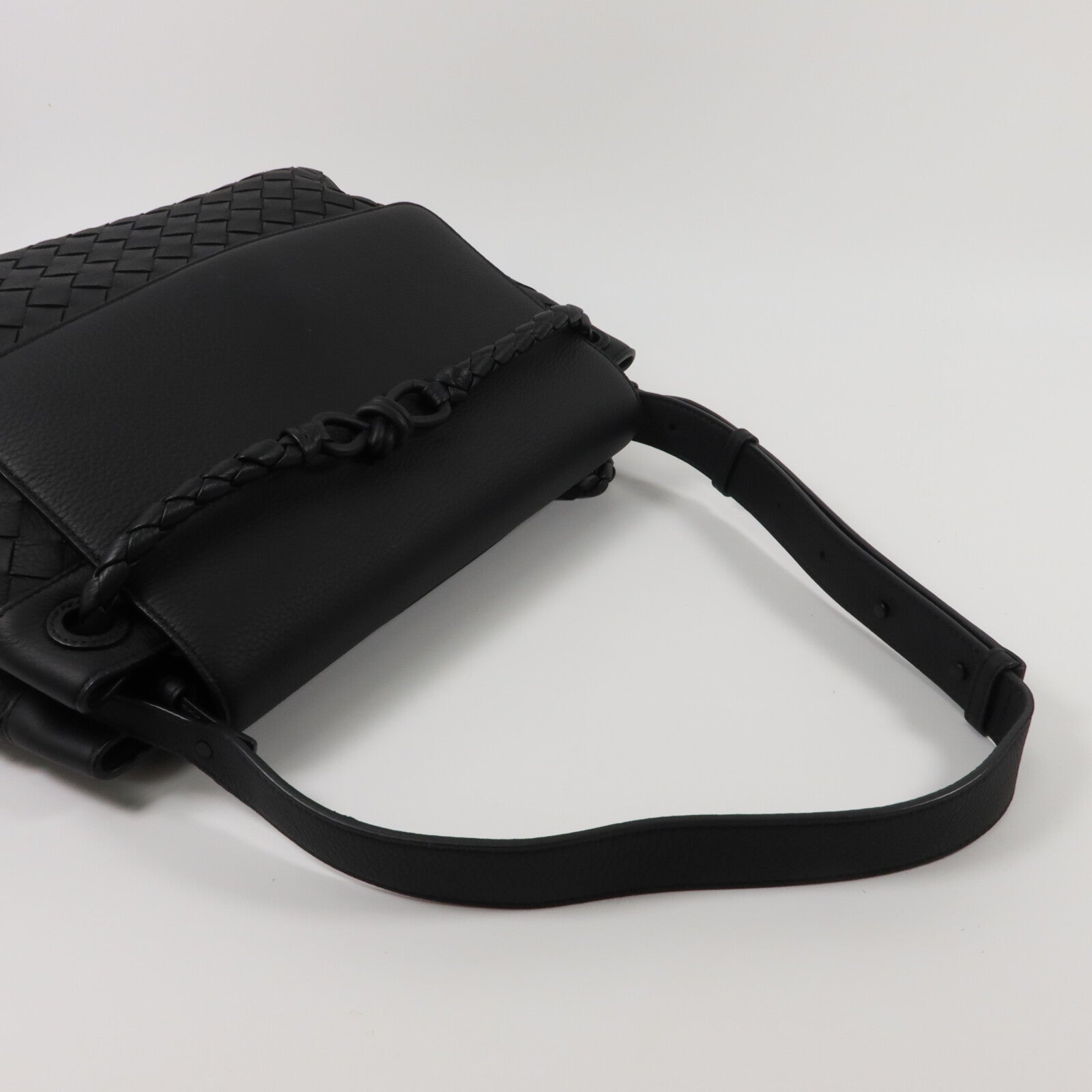 BOTTEGA VENETA 鹿皮皮革Andiamo Message肩背袋