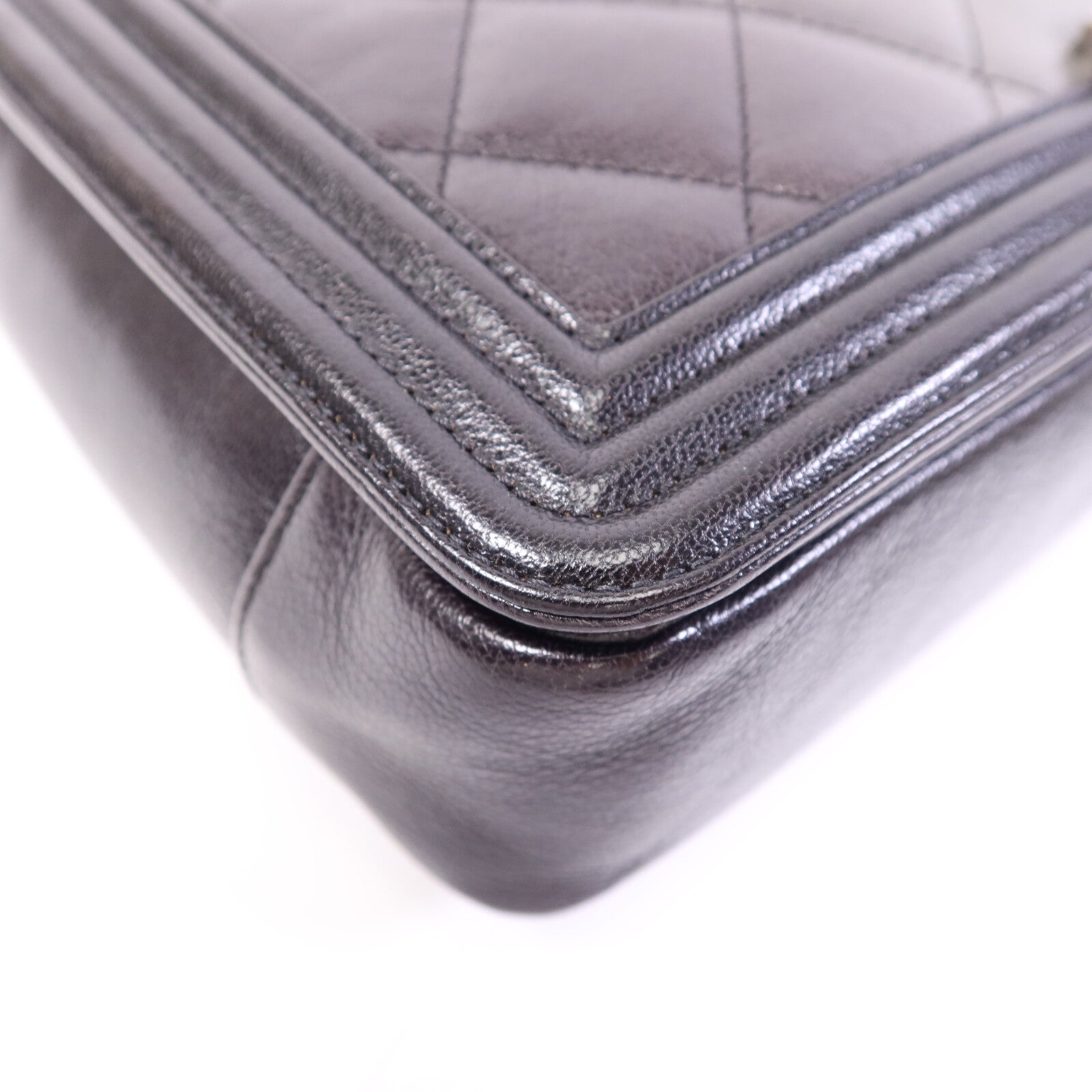 CHANEL 牛皮皮革Boy 30銀扣鏈帶肩背袋