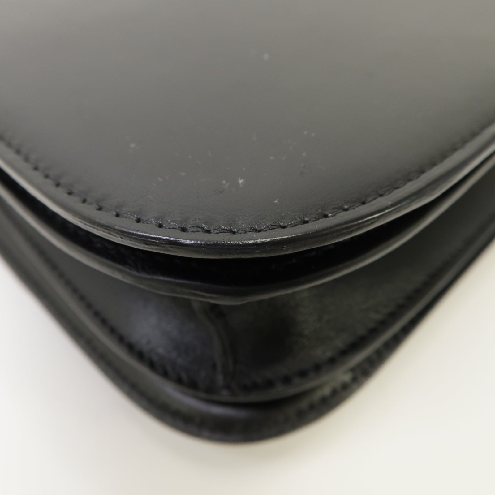 CELINE 牛皮皮革Classic Box Shoulder Bag金扣肩背袋黑色