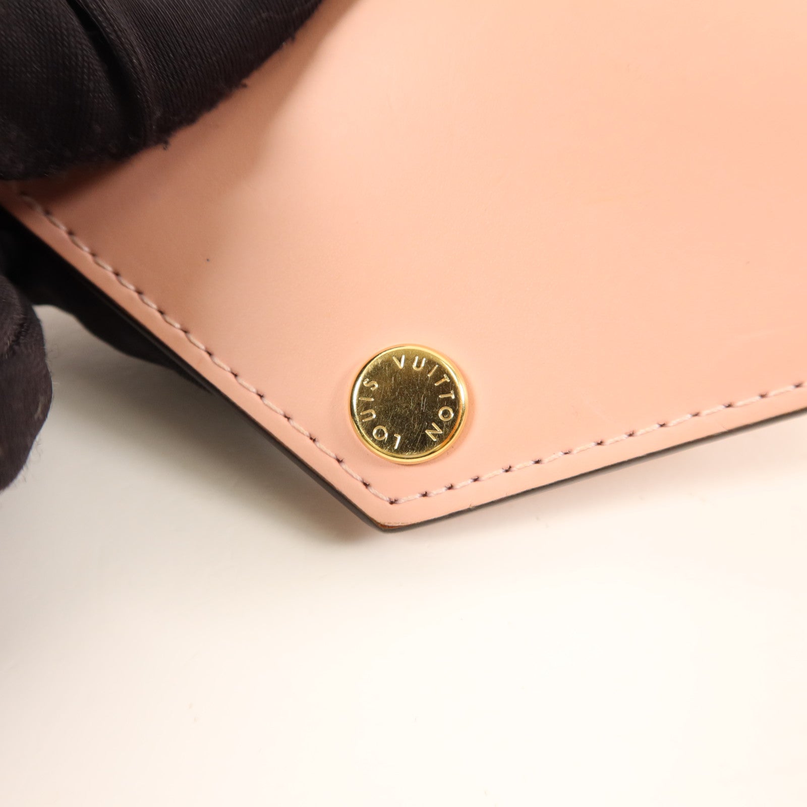 LOUIS VUITTON Monogram/牛皮皮革Zoe Wallet金扣錢包