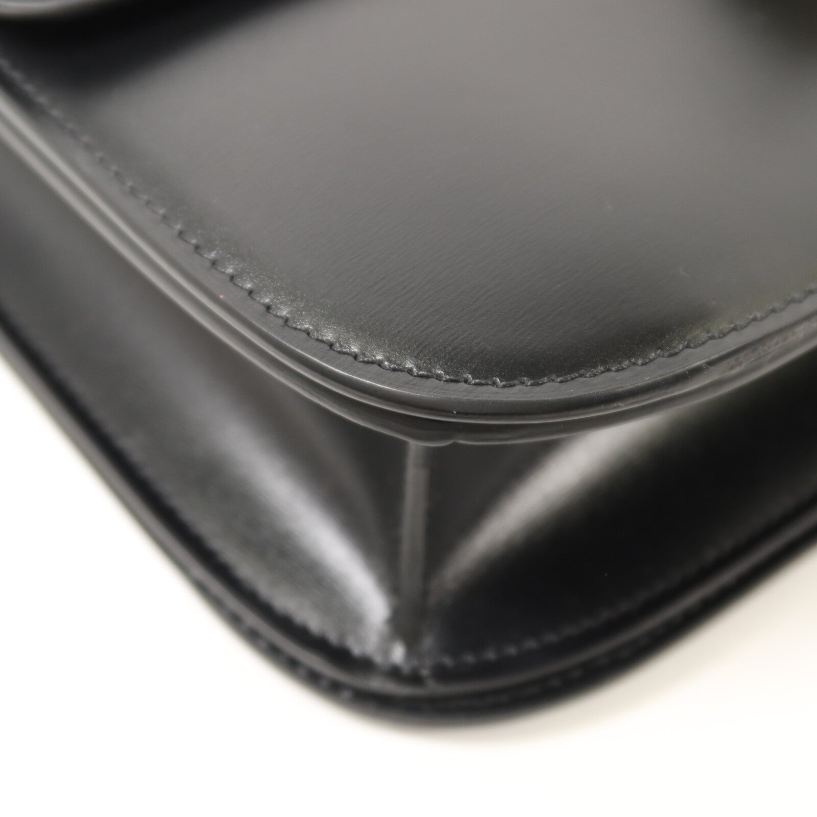 CELINE 牛皮皮革Classic Box Medium肩背袋