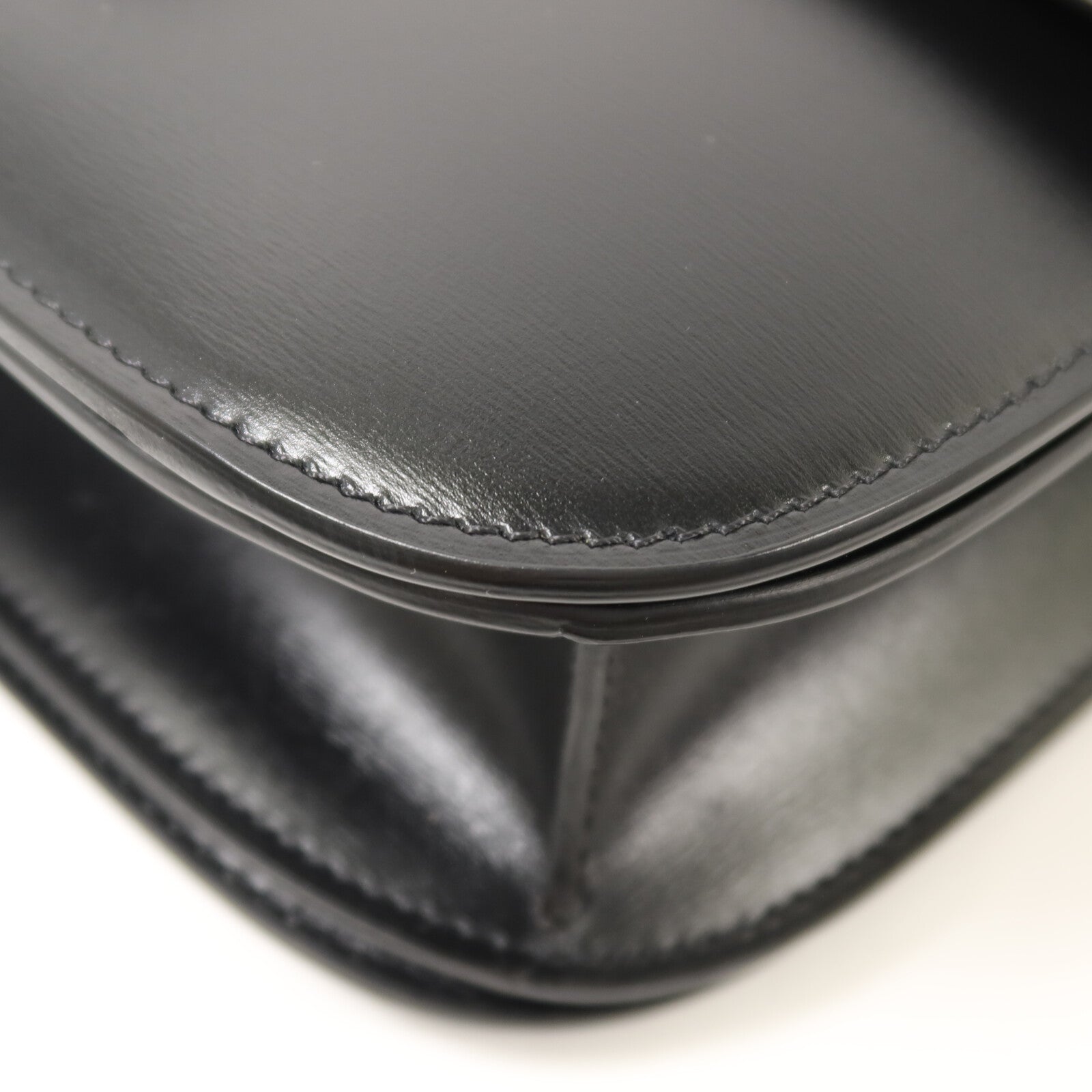 CELINE 牛皮皮革Classic Box Medium肩背袋
