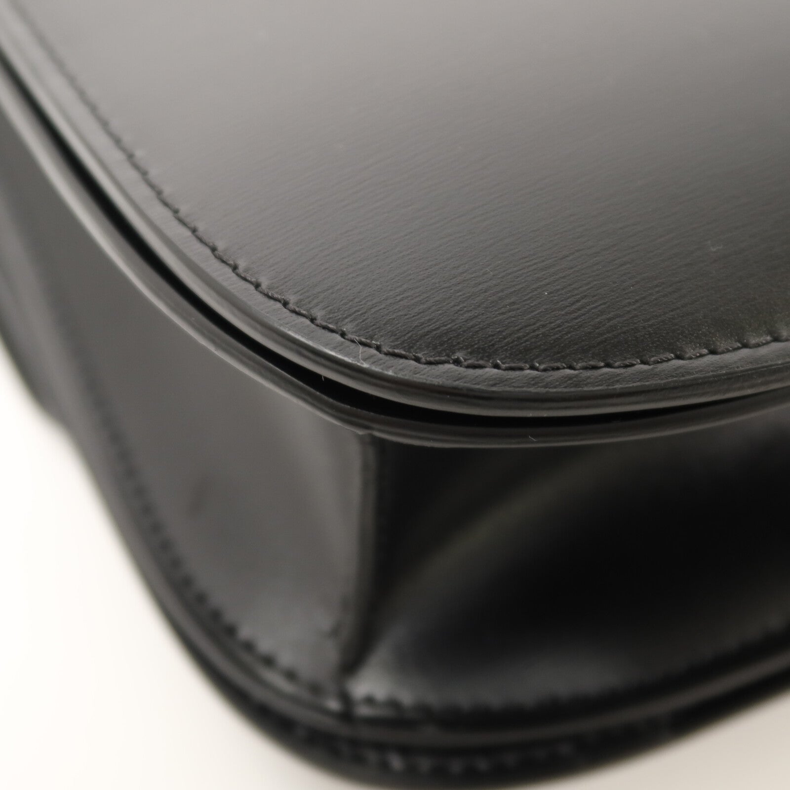 CELINE 牛皮皮革Classic Box Medium肩背袋