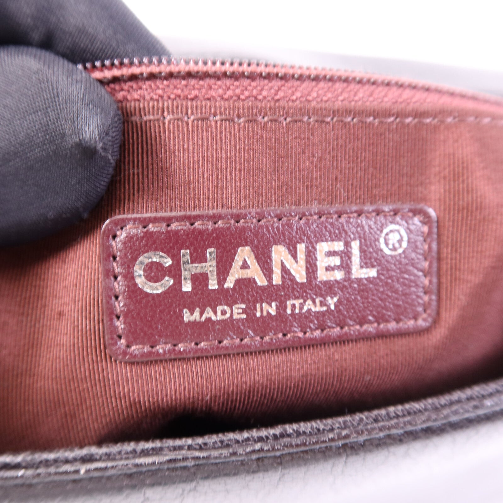 CHANEL 牛皮皮革Boy 30銀扣鏈帶肩背袋