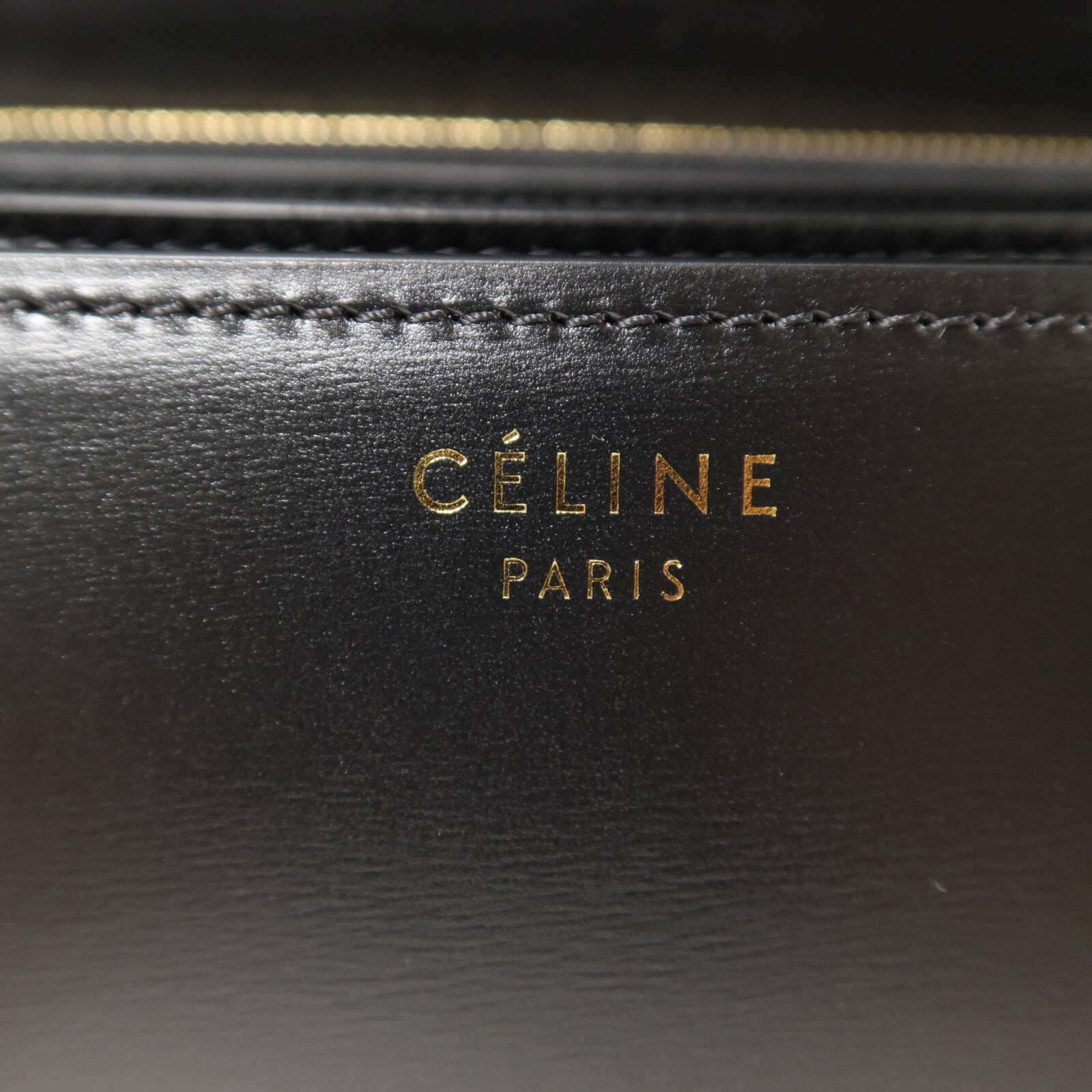 CELINE 牛皮皮革Classic Box Medium肩背袋
