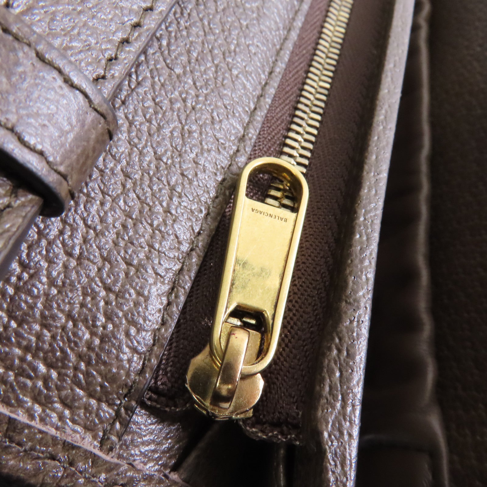 BALENCIAGA 塗層帆布Balenciaga X Gucci金扣肩背袋啡色