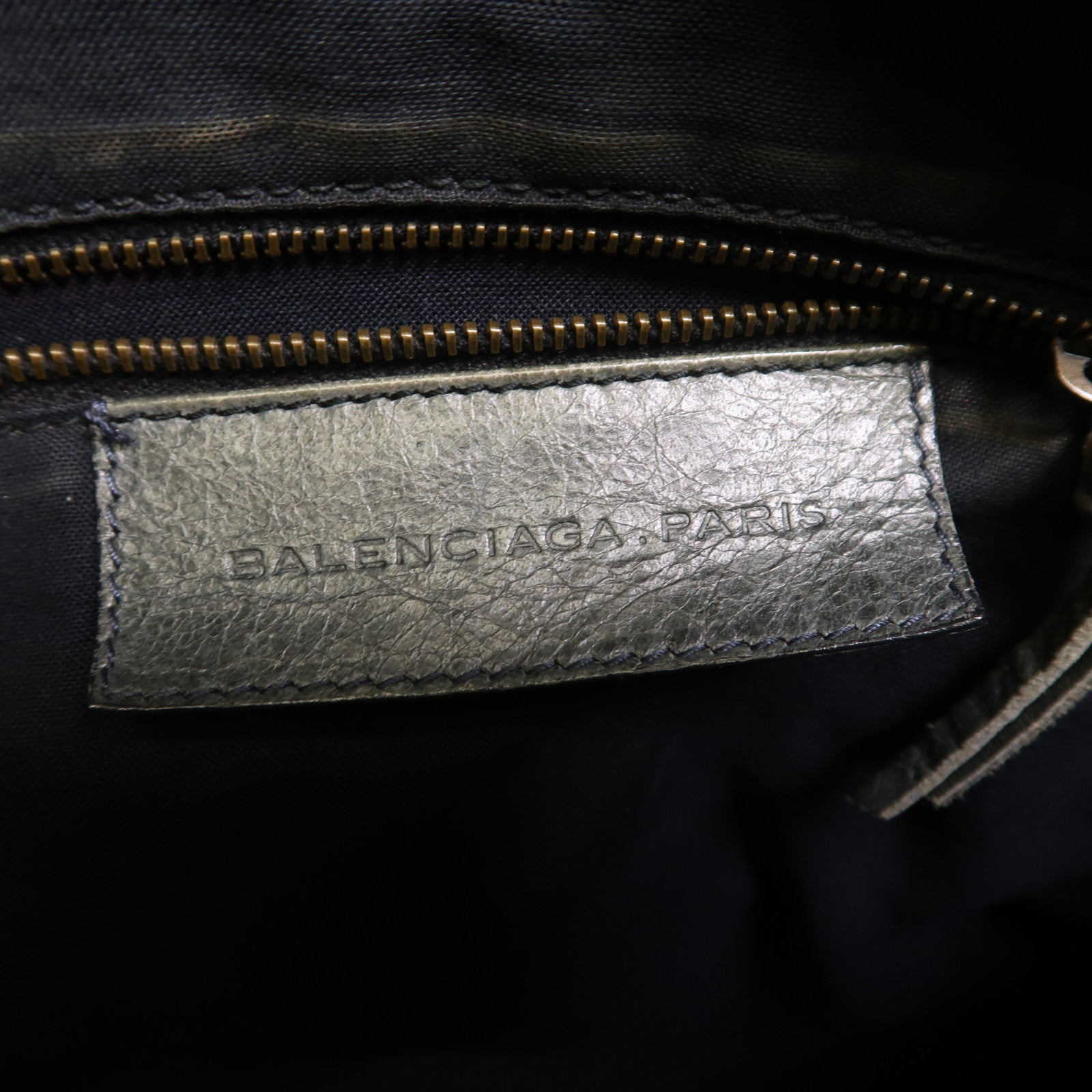 BALENCIAGA 牛皮皮革Classic Club肩背袋