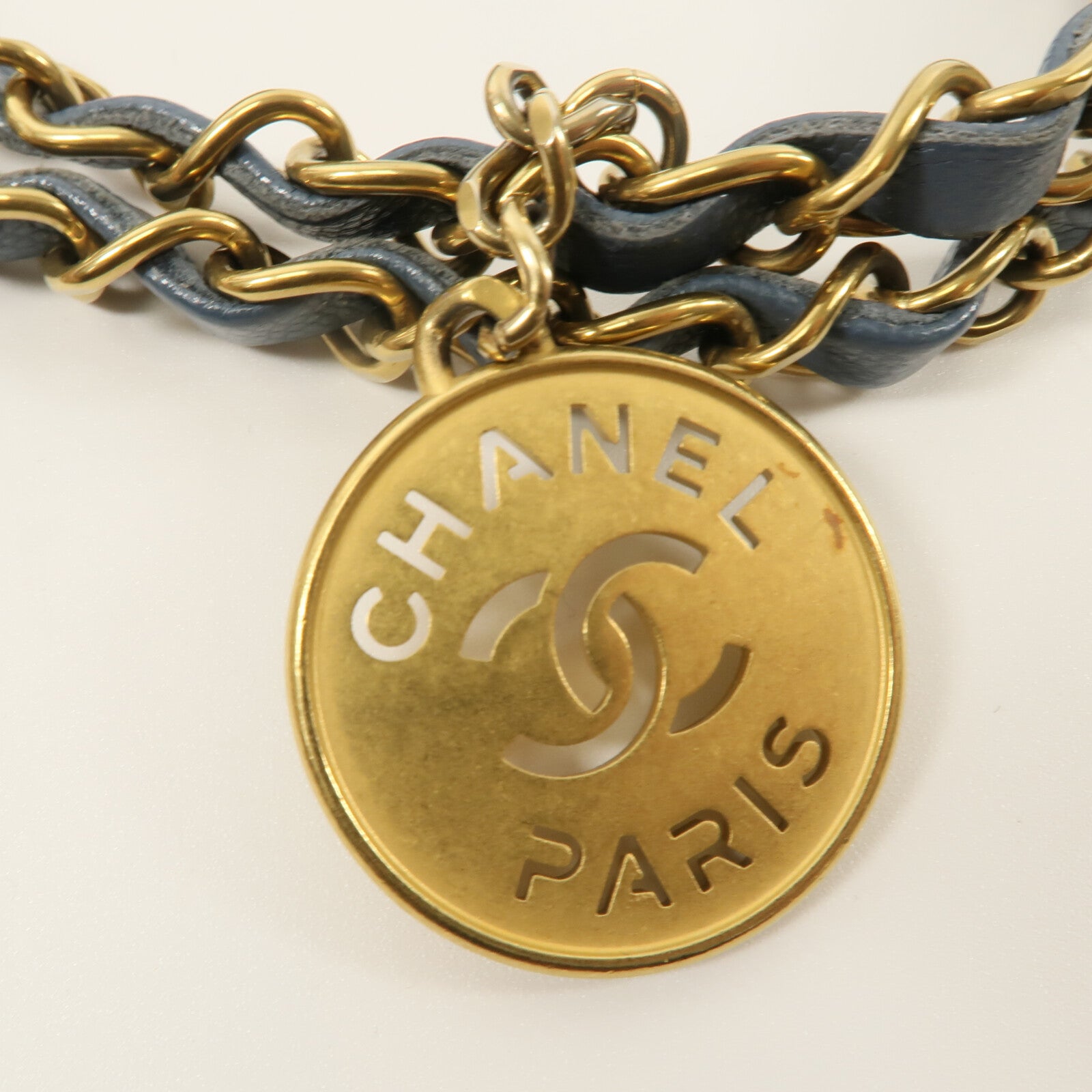 CHANEL 牛皮皮革Chanel 22 Small鏈帶肩背袋