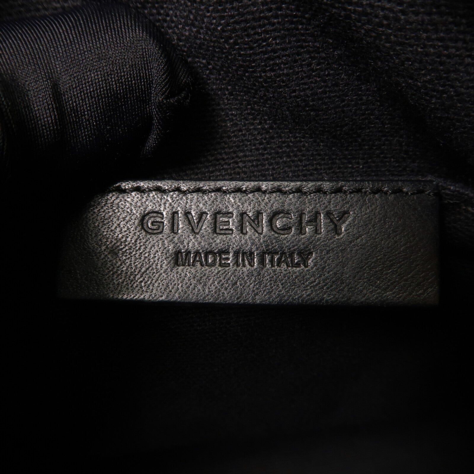 GIVENCHY 牛皮皮革Autigonal Clutch手拿包