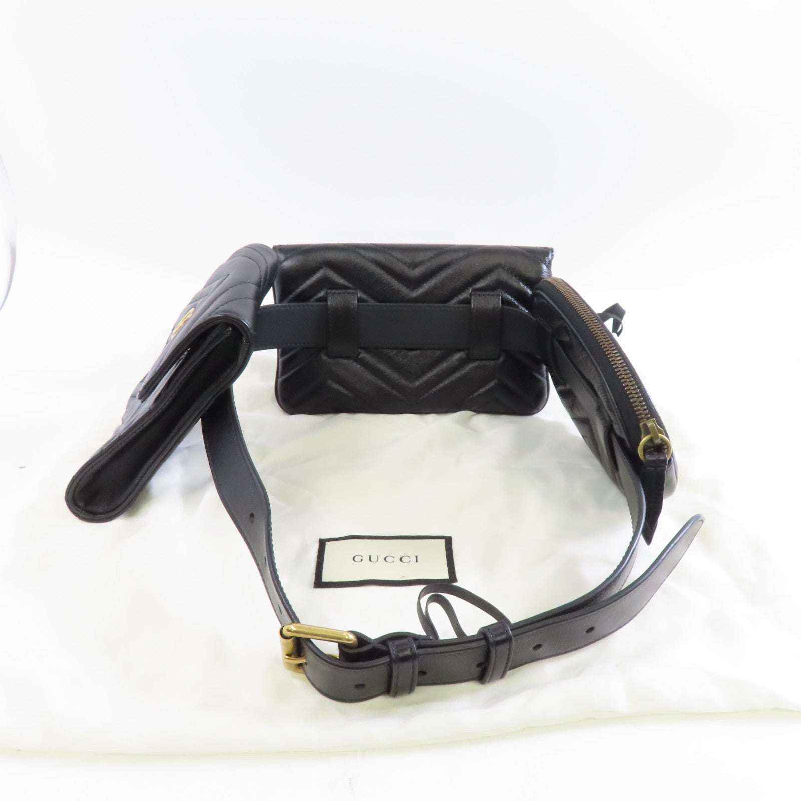 GUCCI 【激減優惠】牛皮皮革GG Marmont Waist Bag金扣腰包黑色