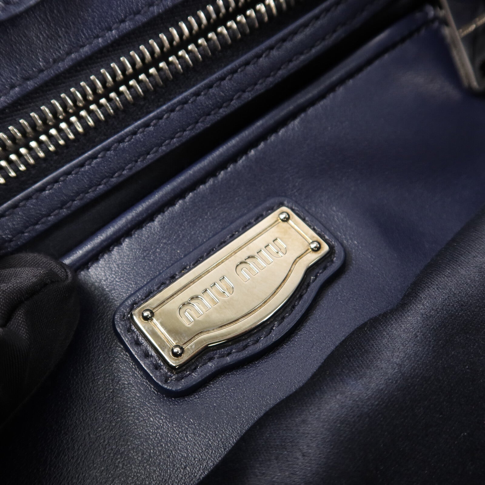 Miu Miu 牛皮皮革Tote Bag手挽袋