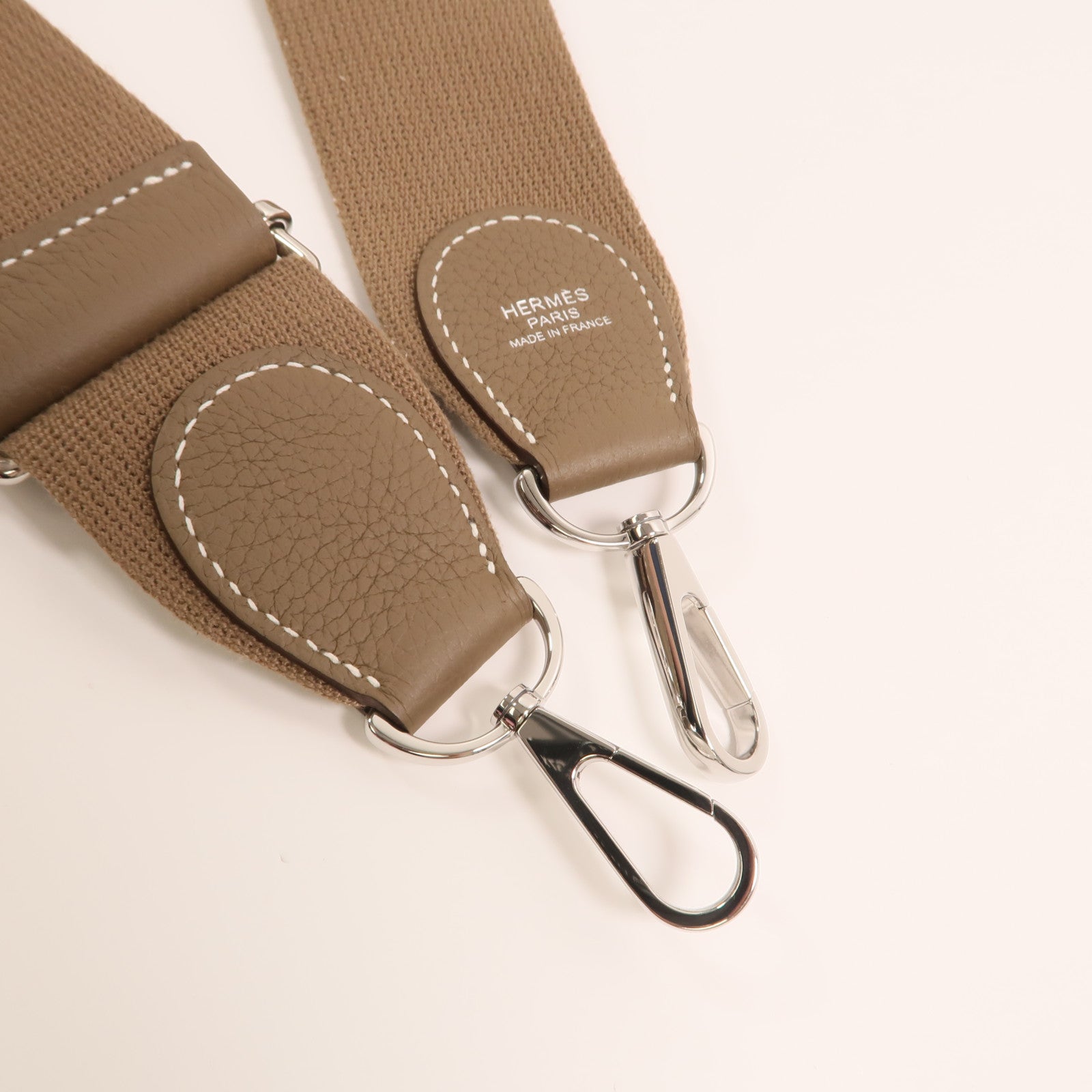 HERMES Clemence皮革Evelyne PM銀扣肩背袋Etoupe