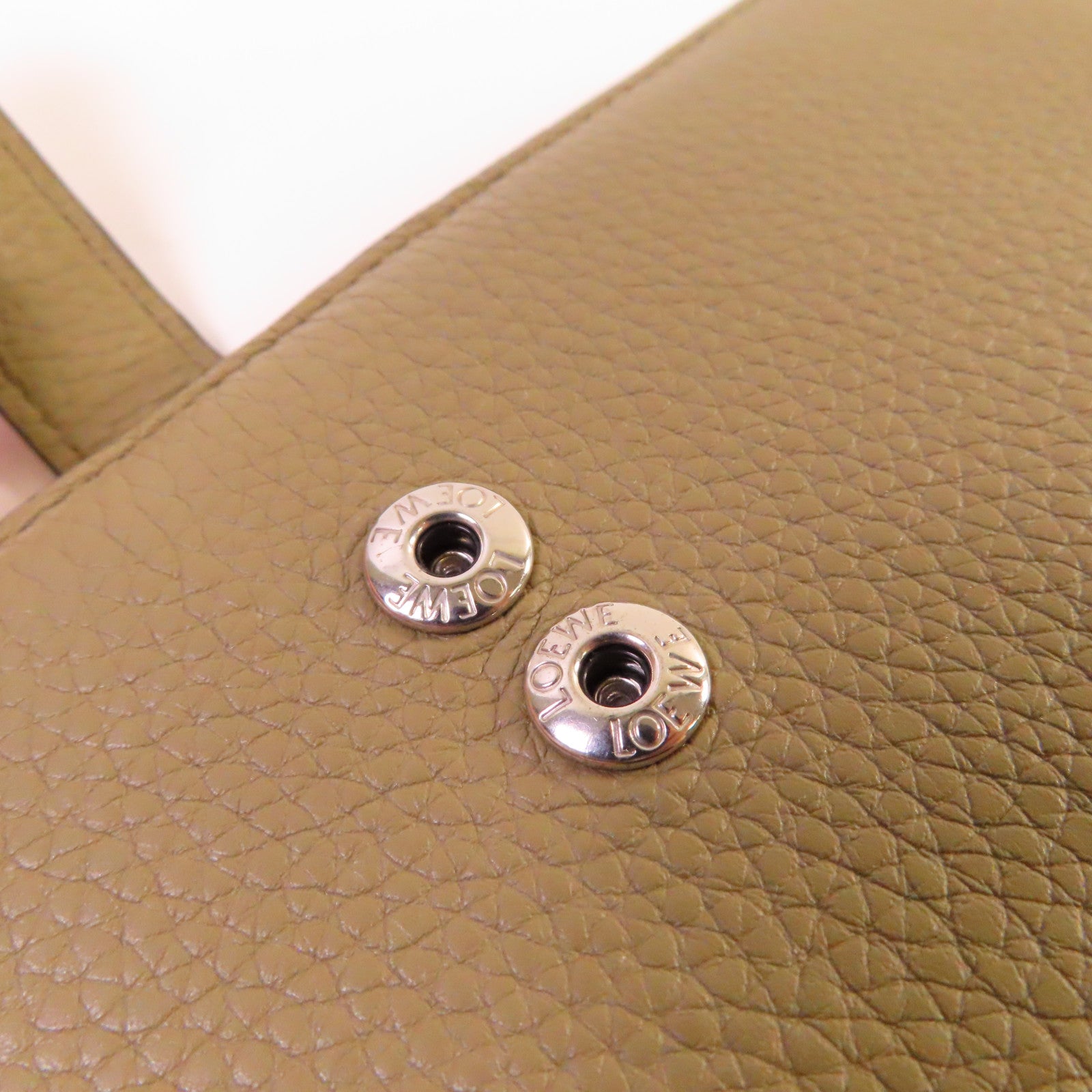 LOEWE 【激減優惠】牛皮皮革Long Vertical Wallet長錢包灰色