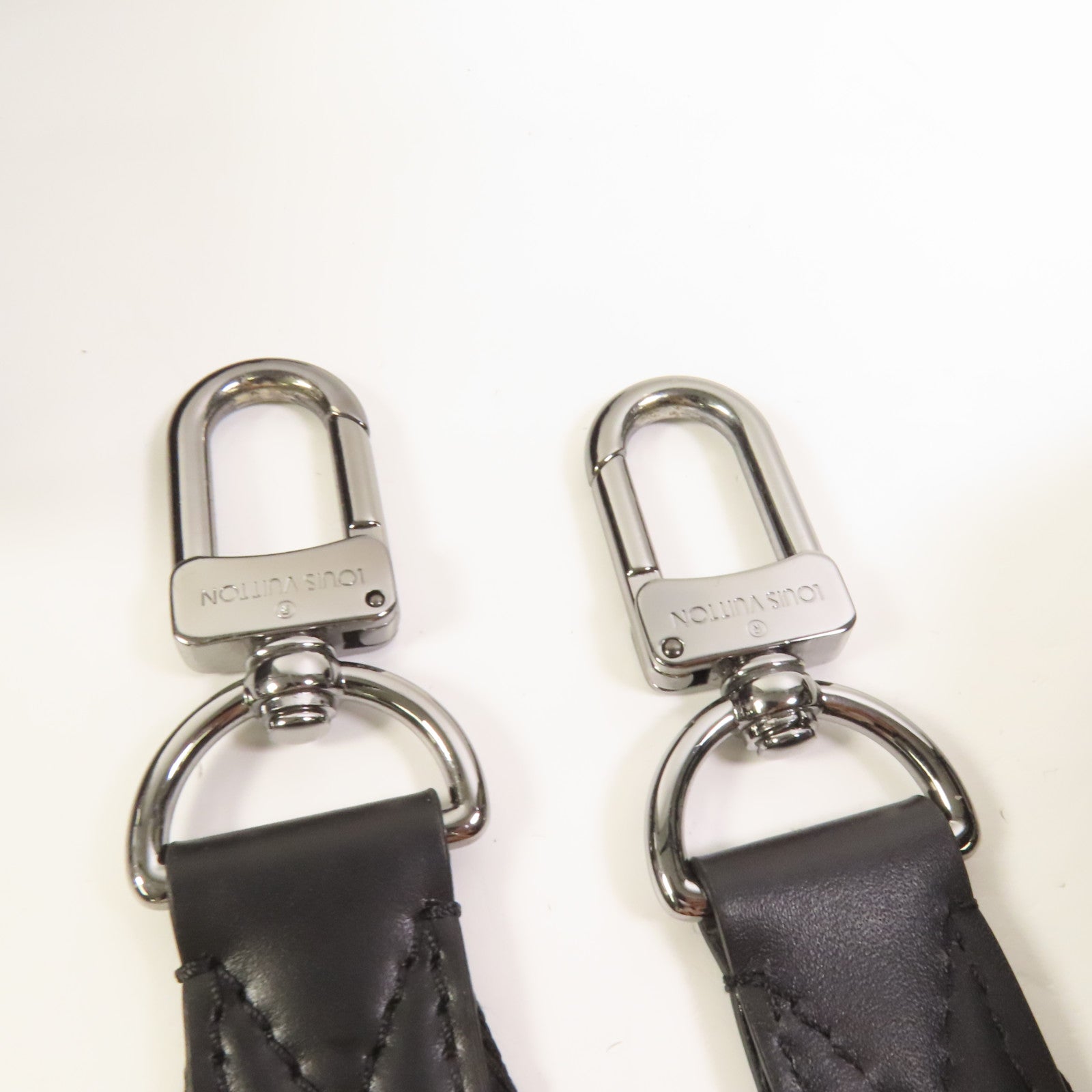 LOUIS VUITTON Monogram Eclipse Keepall Bandouliere 35手挽肩背兩用袋