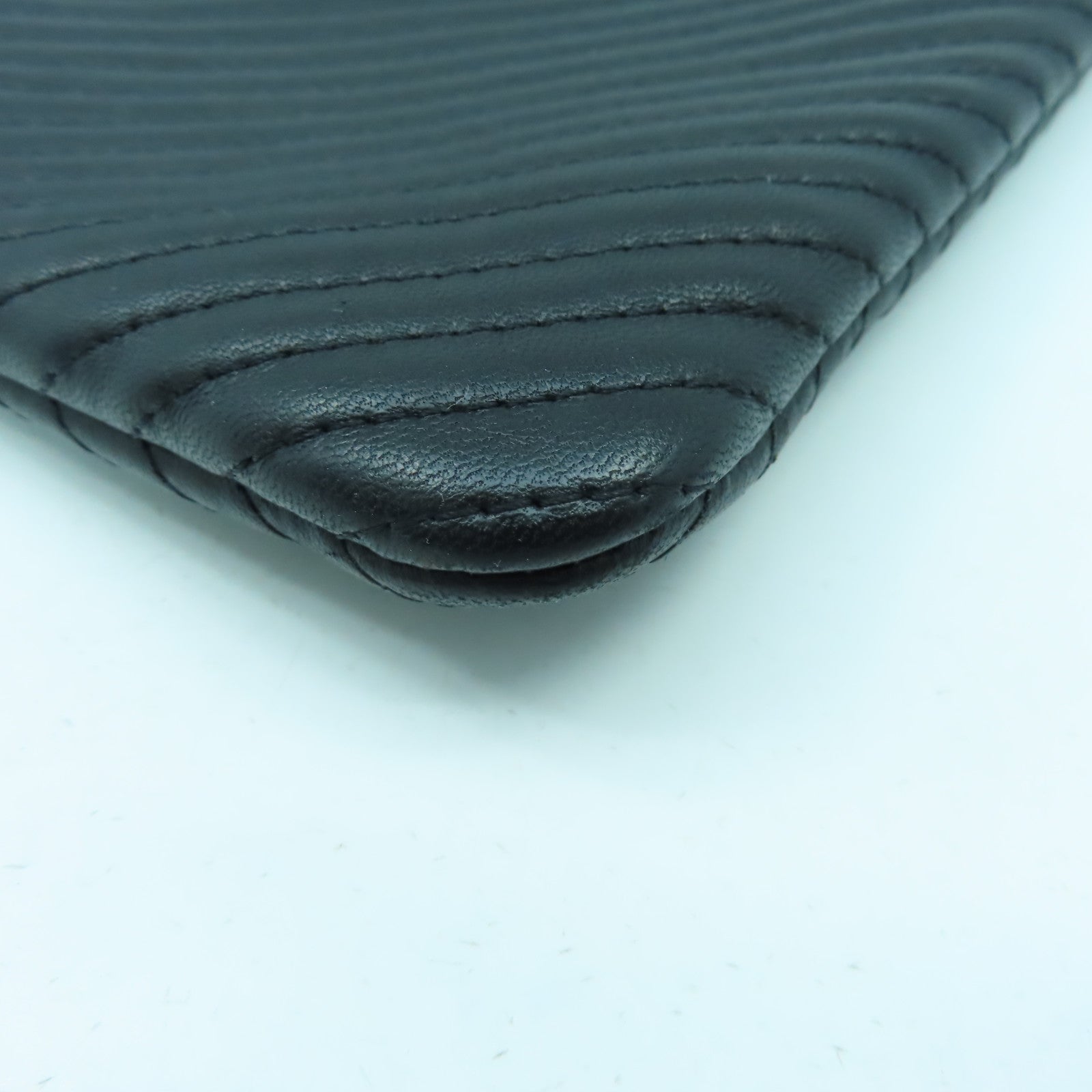 CHANEL 【激減優惠】斜紋羊皮皮革Clutch Bag銀扣手拿包黑色