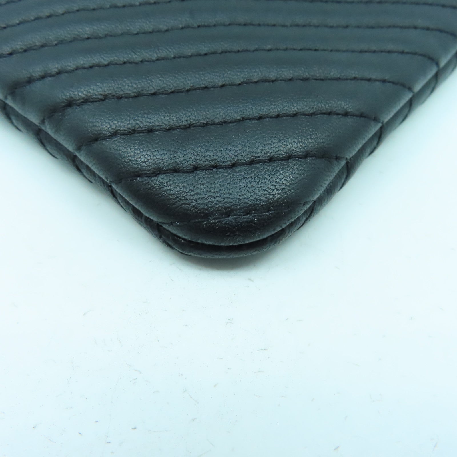 CHANEL 【激減優惠】斜紋羊皮皮革Clutch Bag銀扣手拿包黑色