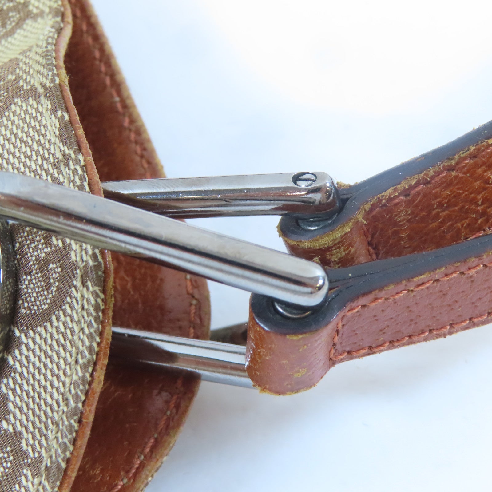 GUCCI 帆布Shoulder Bag銀扣肩背袋啡色