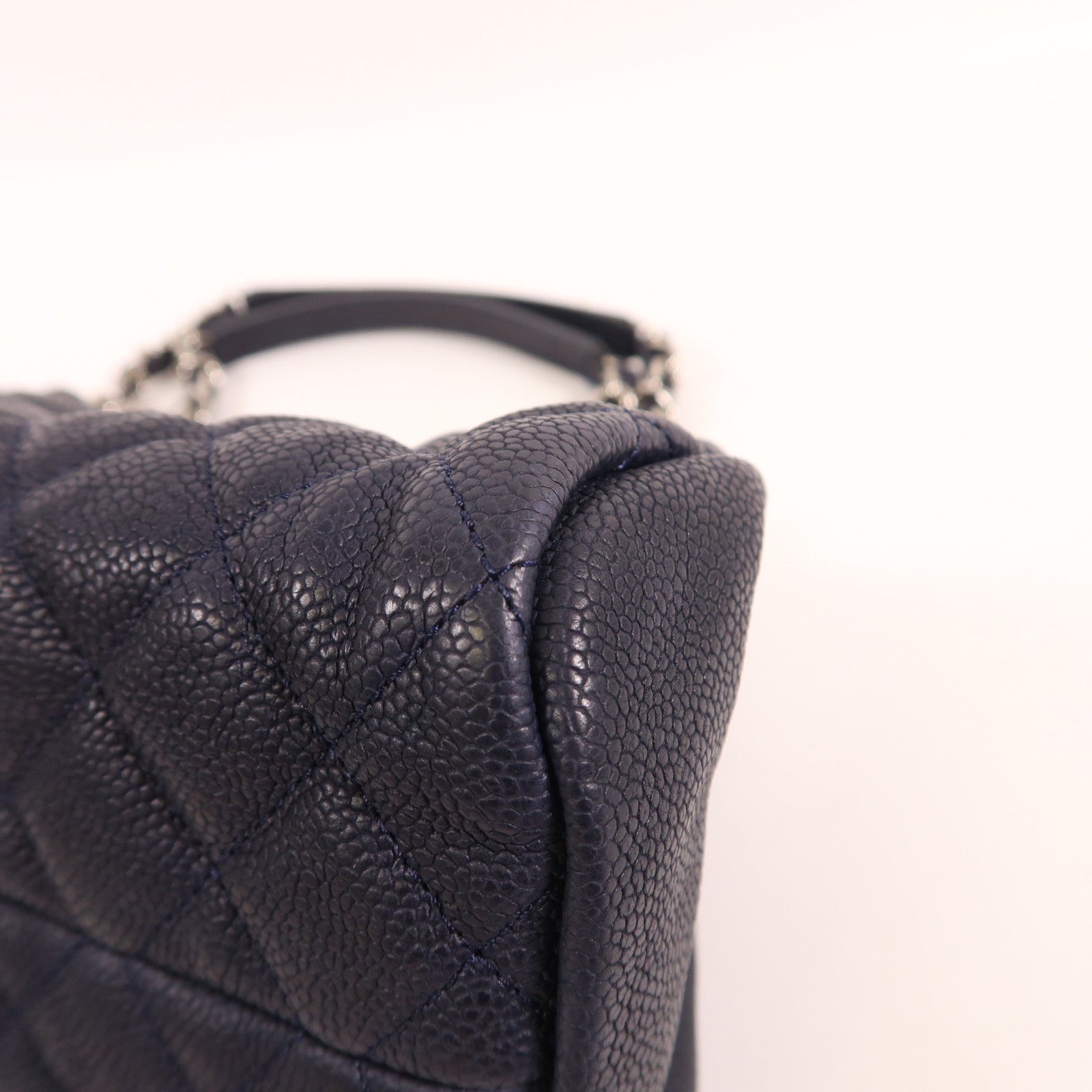 CHANEL 牛皮皮革Shoulder Bag銀扣鏈帶肩背袋