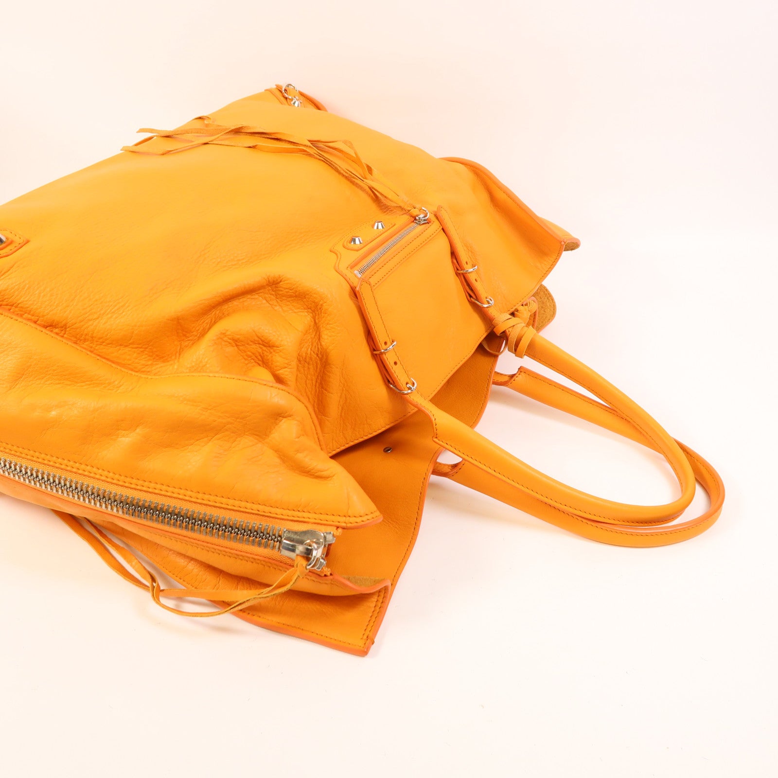 BALENCIAGA 牛皮皮革Papier A4銀扣手挽袋