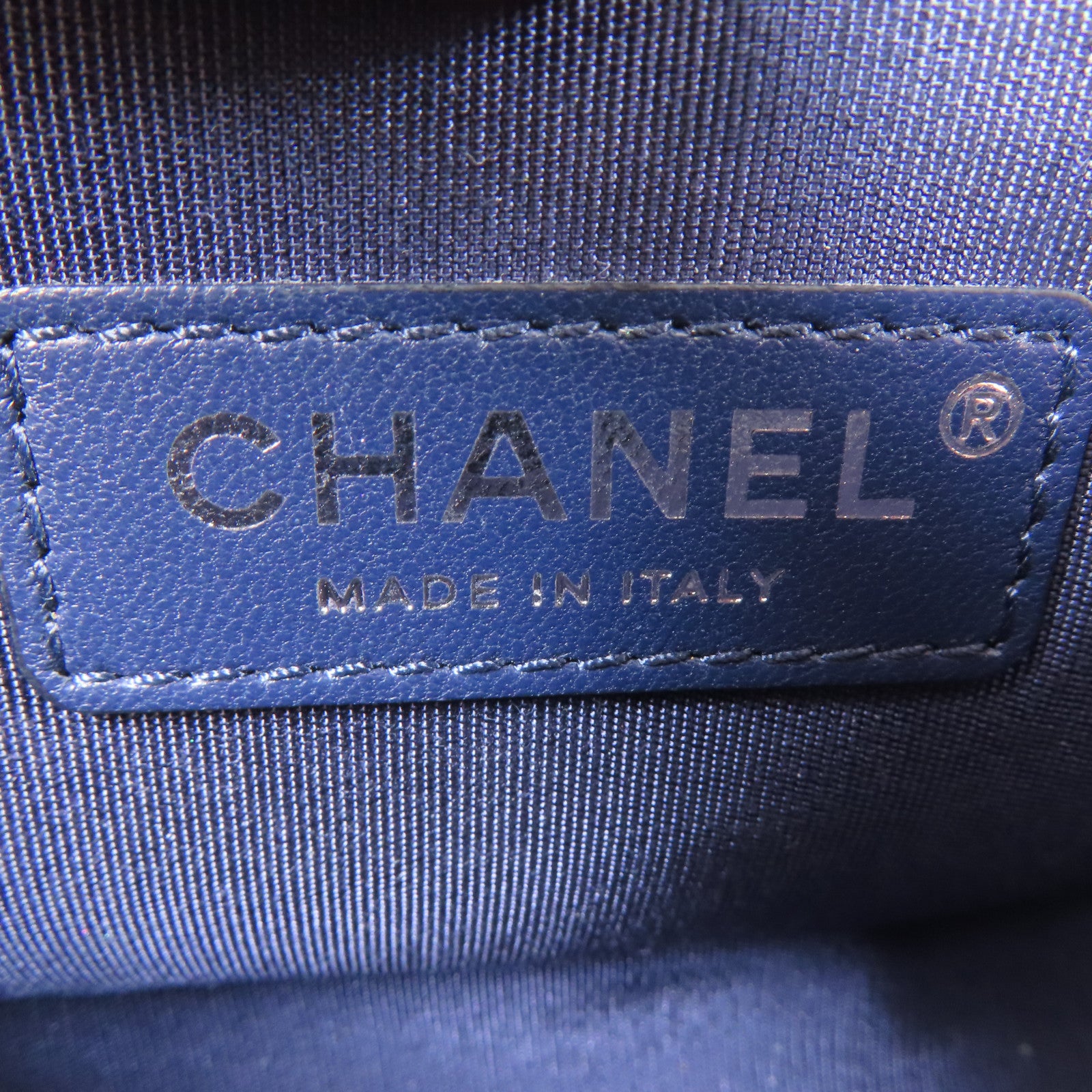 CHANEL 【激減優惠】斜紋牛皮皮革Le Boy銀扣鏈帶肩背袋幻彩藍/綠色