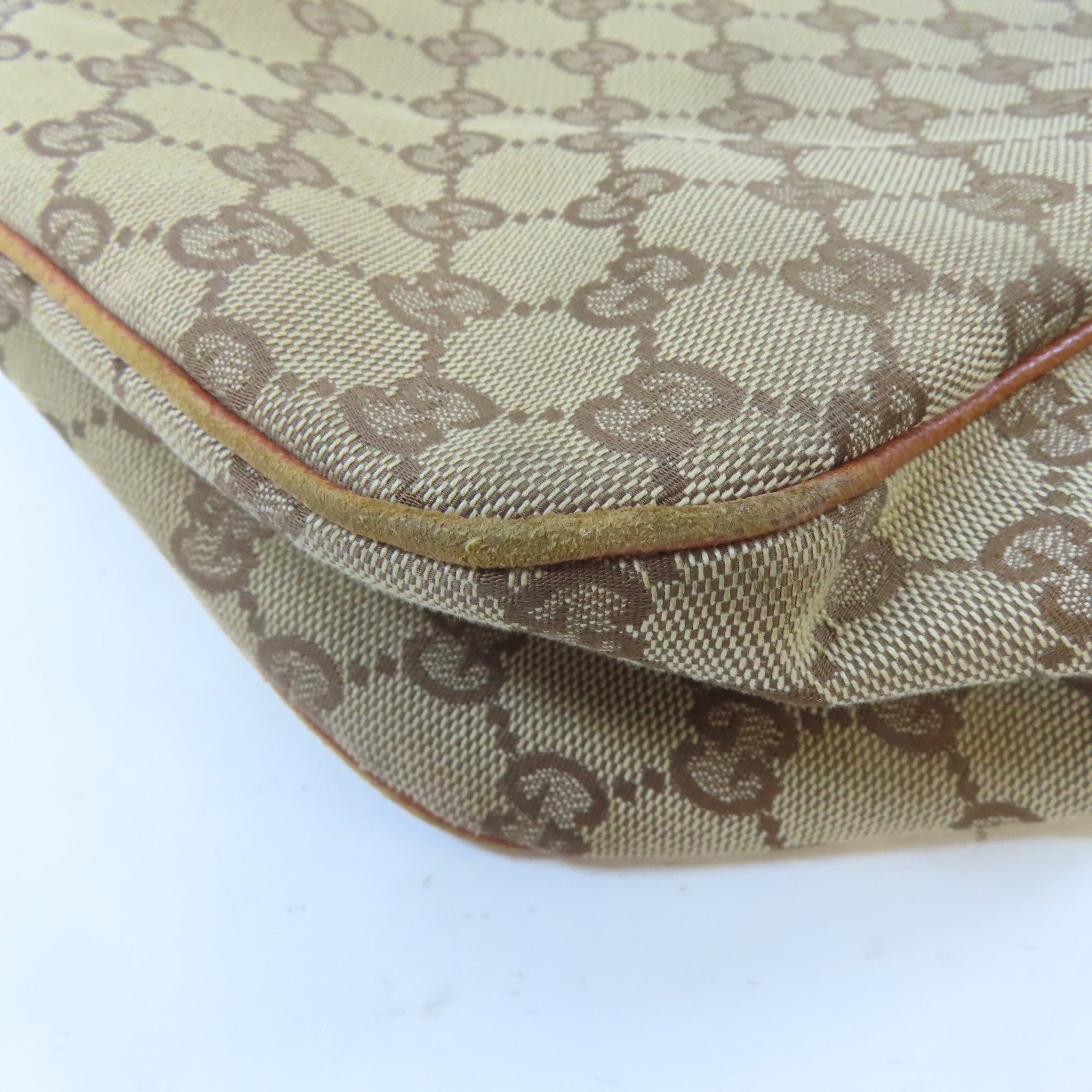 GUCCI 帆布Shoulder Bag銀扣肩背袋啡色