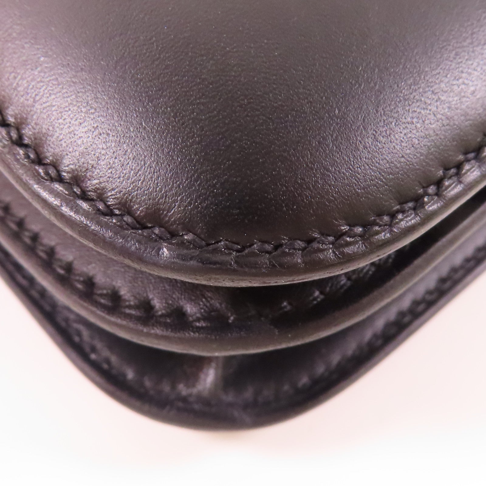 HERMES Swift皮革Constance Mini銀扣肩背袋Noir