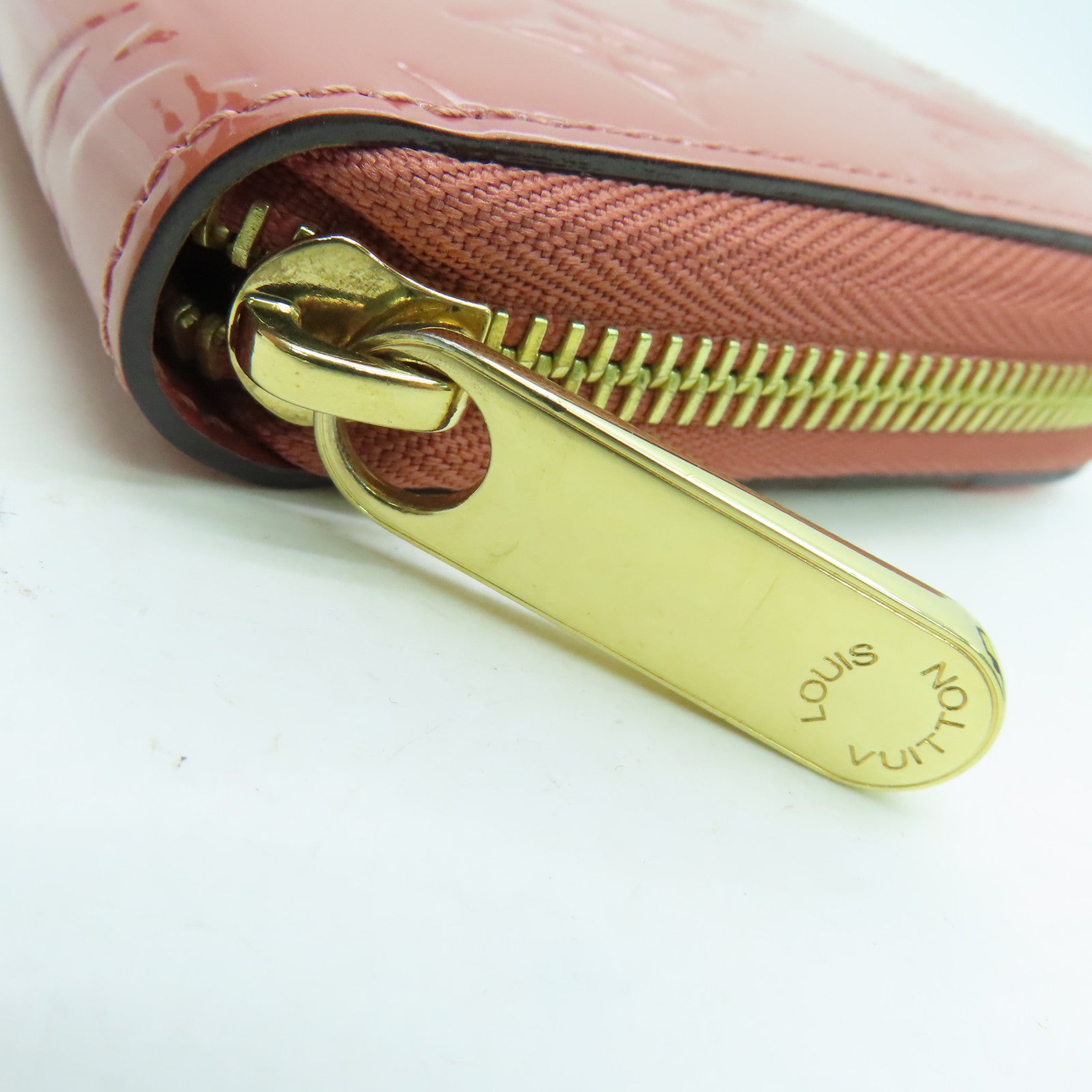 LOUIS VUITTON 【清倉大減價】Monogram Vernis Zippy Wallet金扣長錢包粉紅色