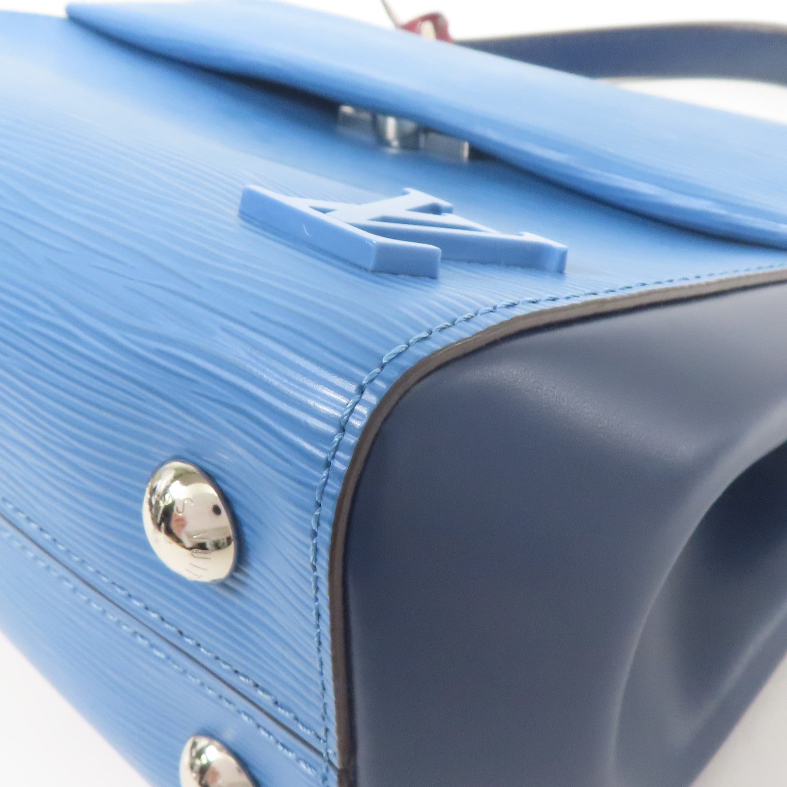 LOUIS VUITTON Epi Cluny銀扣手挽肩背兩用袋