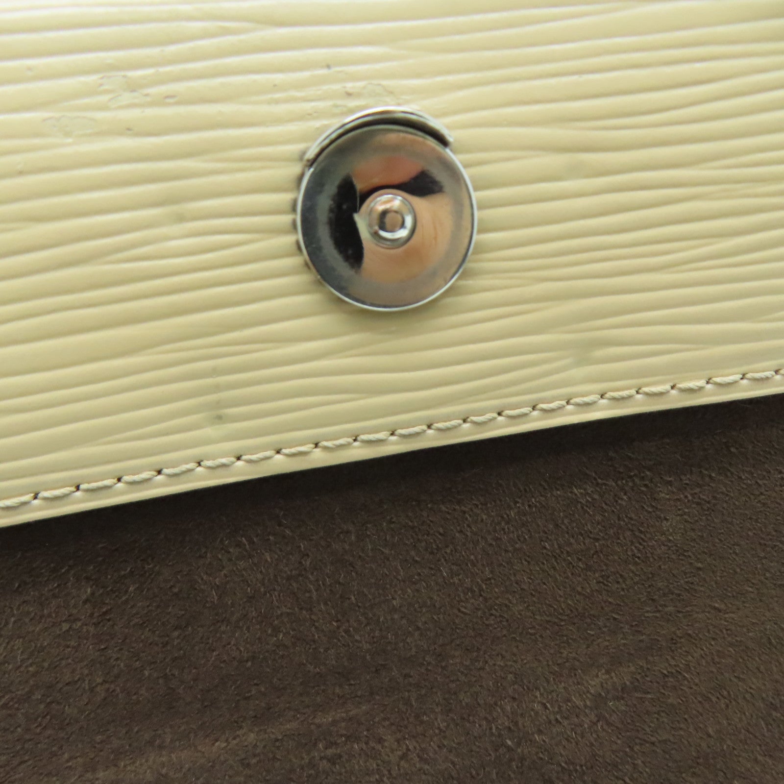 LOUIS VUITTON Epi Cluny BB银扣手挽肩背两用袋米色