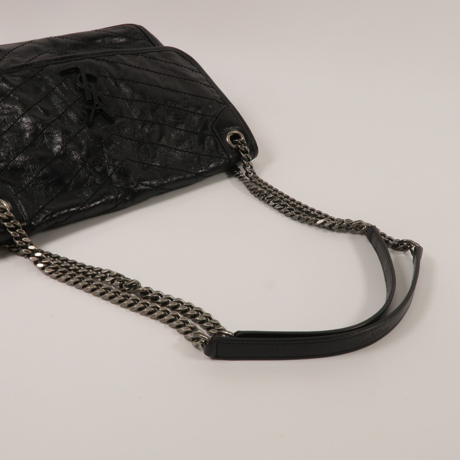 SAINT LAURENT 牛皮皮革Niki Large鏈帶肩背袋