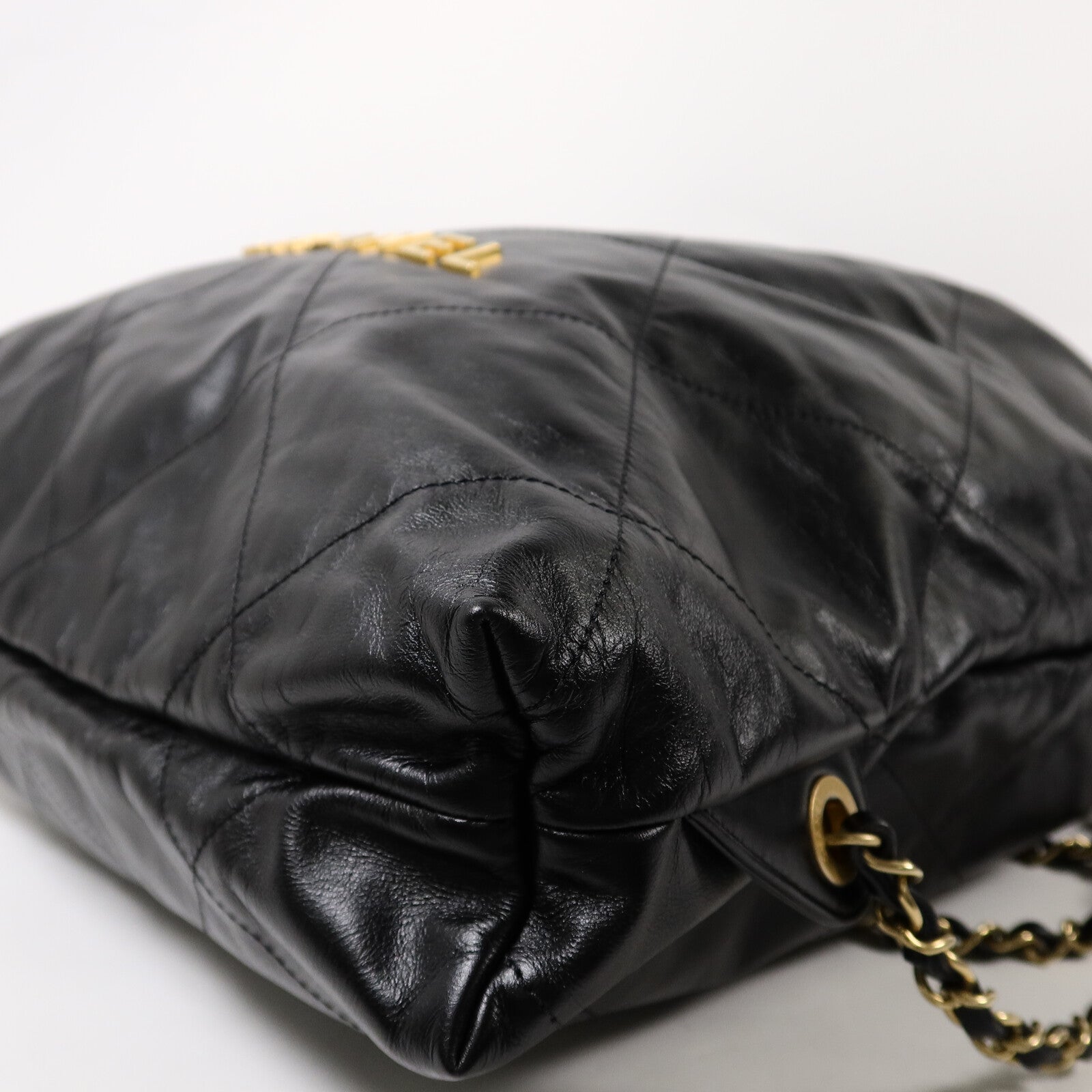 CHANEL 牛皮皮革Chanel 22 Backpack背包