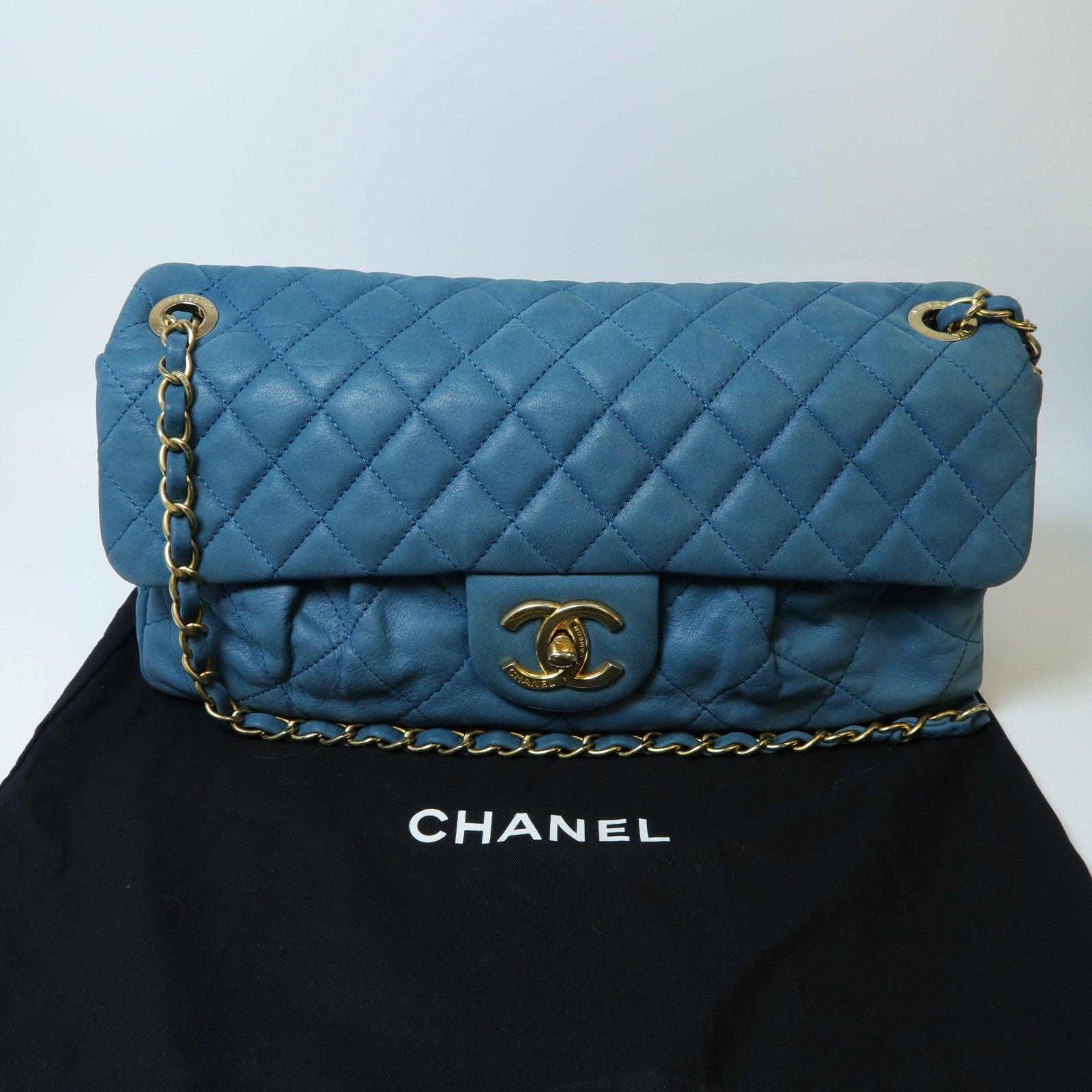 CHANEL 菱格牛皮皮革Chain Shoulder金扣鏈帶肩背袋藍色