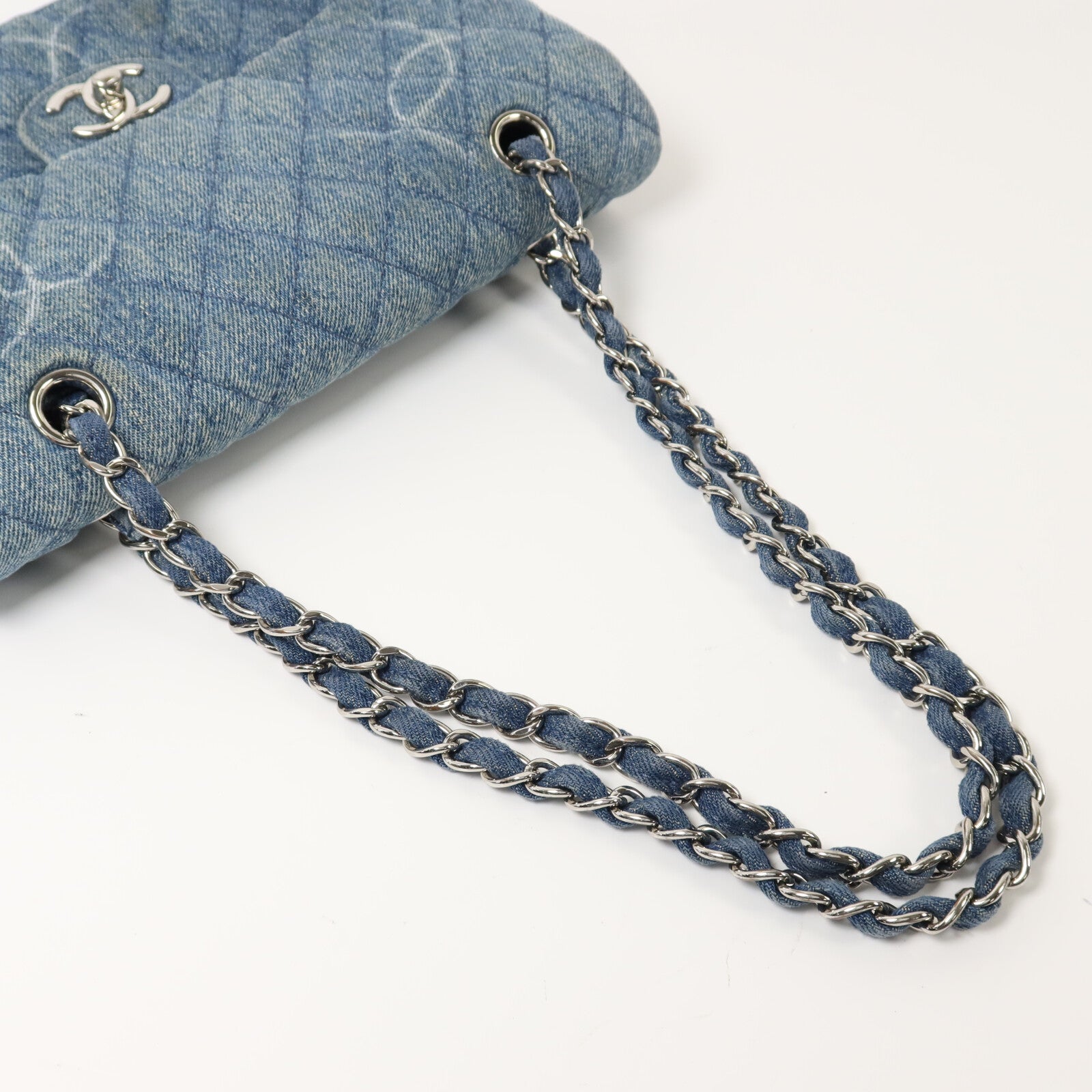 CHANEL 牛仔布Classic 25銀扣鏈帶肩背袋