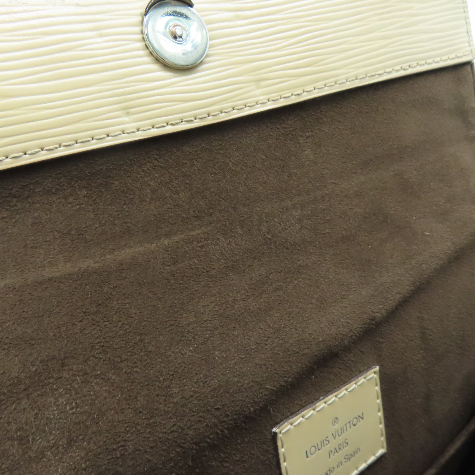 LOUIS VUITTON Epi Cluny BB银扣手挽肩背两用袋米色