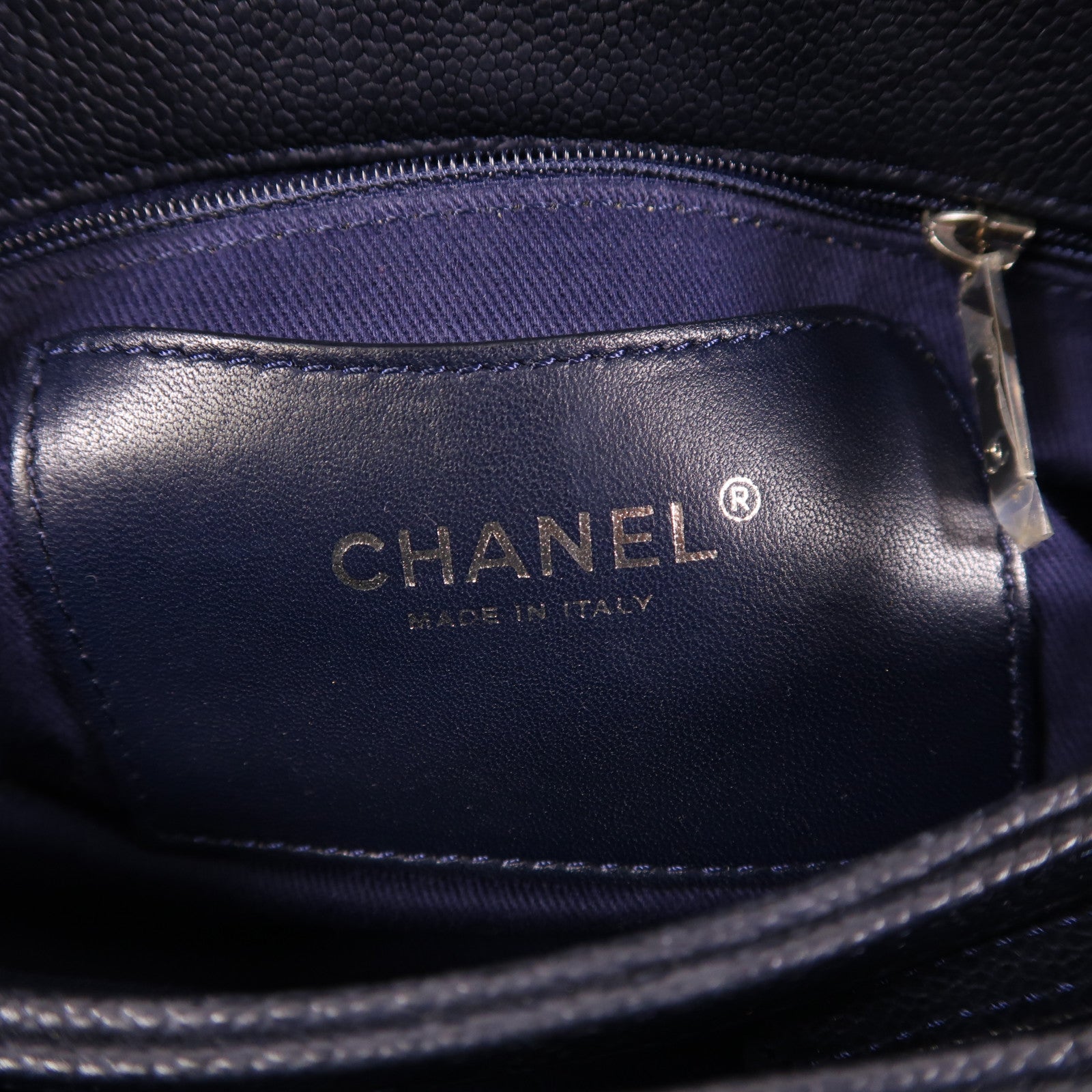 CHANEL 牛皮皮革Shoulder Bag銀扣鏈帶肩背袋