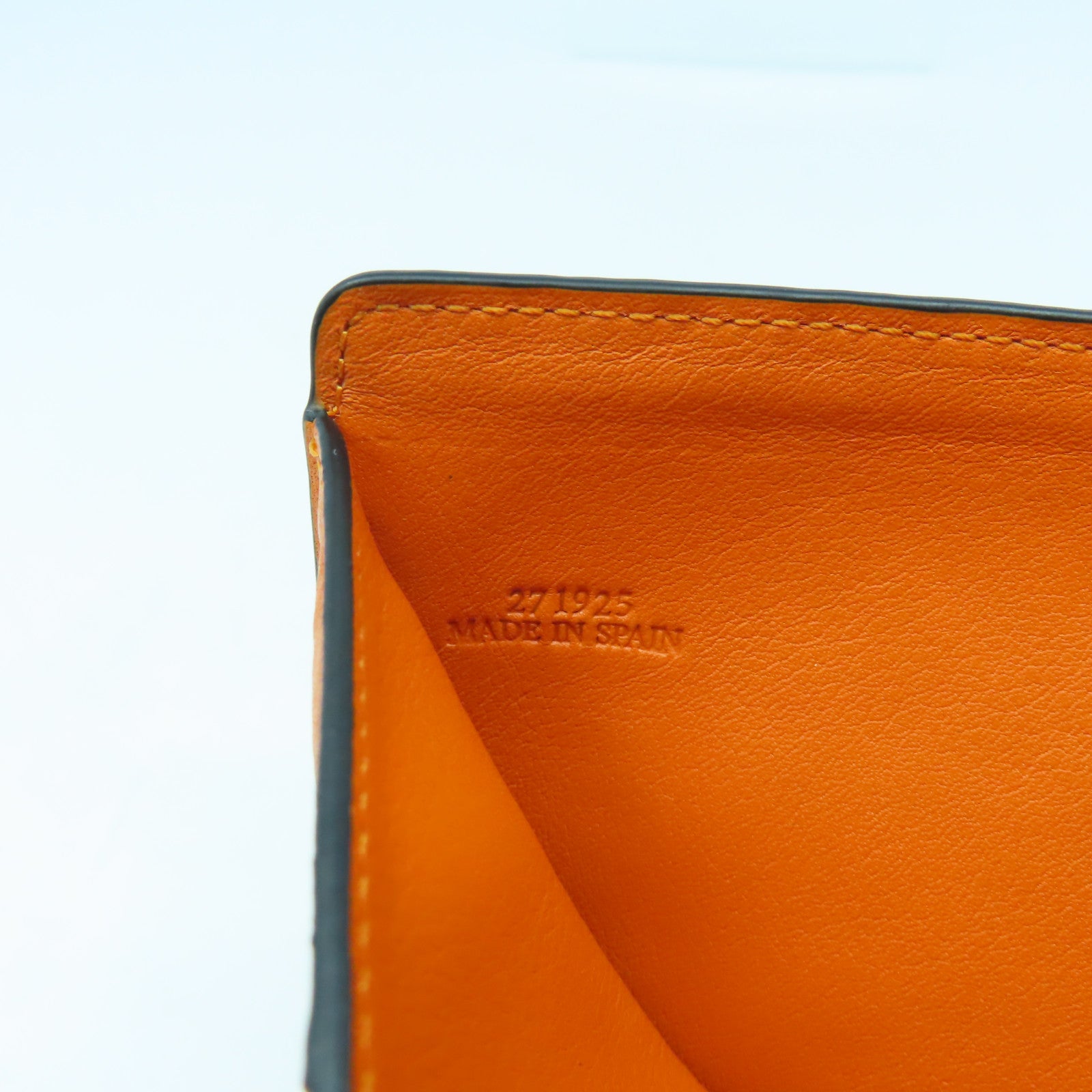 LOEWE 【激減優惠】牛皮皮革Wallet銀扣錢包橙色