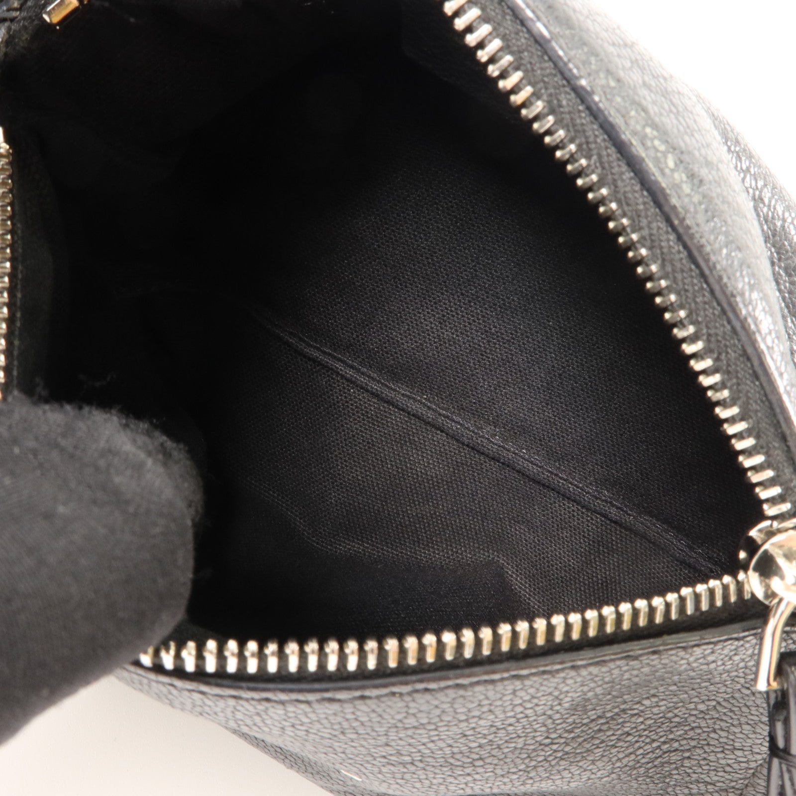 GIVENCHY 牛皮皮革Pandora Wristlet手拿包