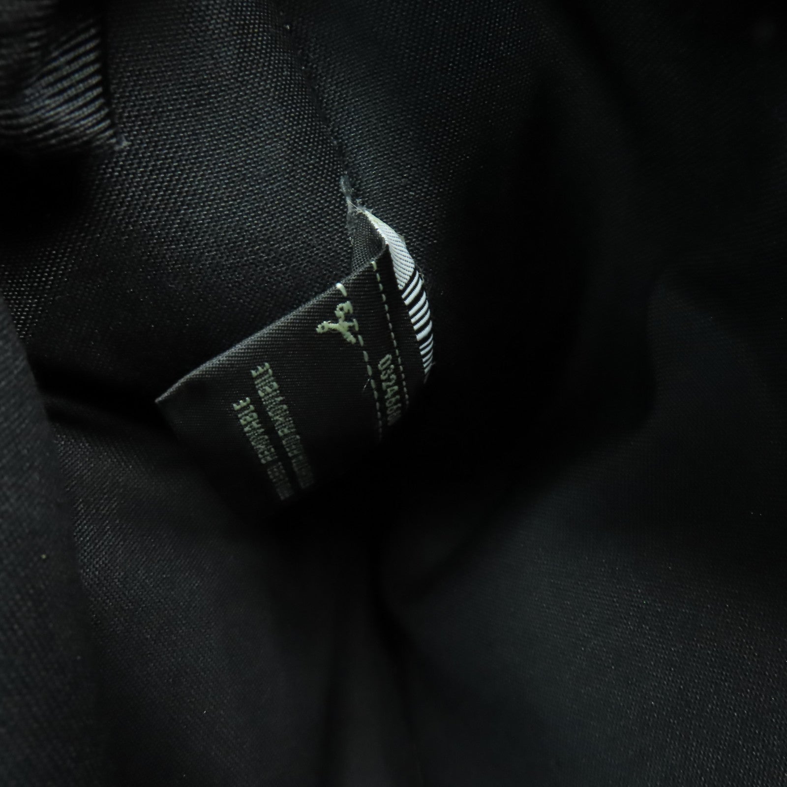 FENDI 【激減優惠】牛皮皮革Monster Eye Pouch銀扣手拿包灰色
