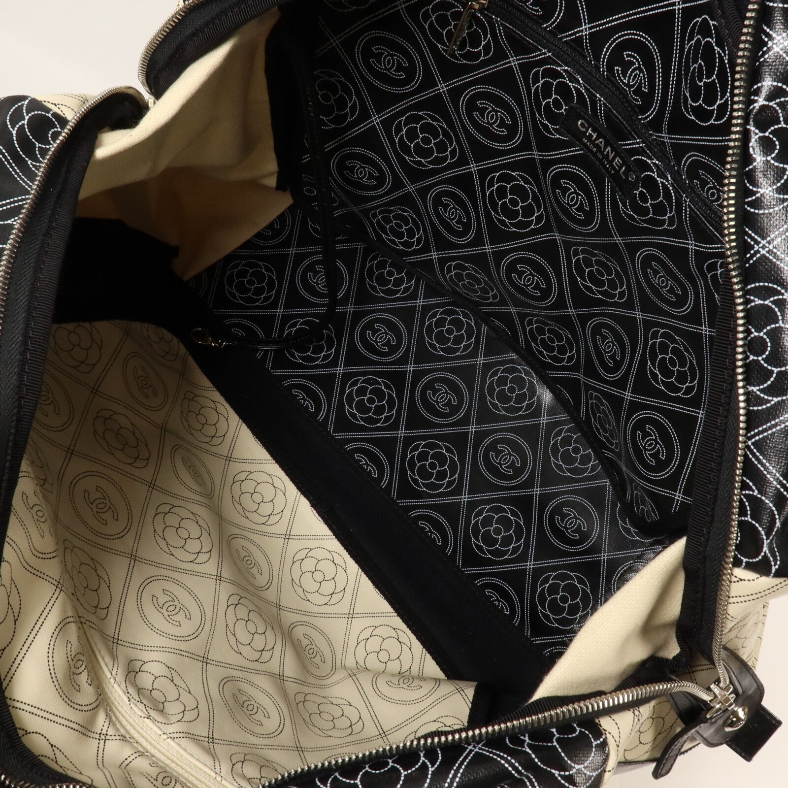 CHANEL 塗層帆布Maxi Bowling Bag鏈帶手挽肩背兩用袋