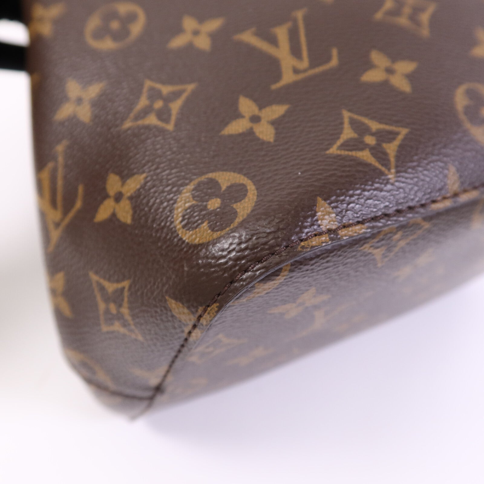 LOUIS VUITTON Monogram Neo Noe Bucket Bag金扣肩背袋