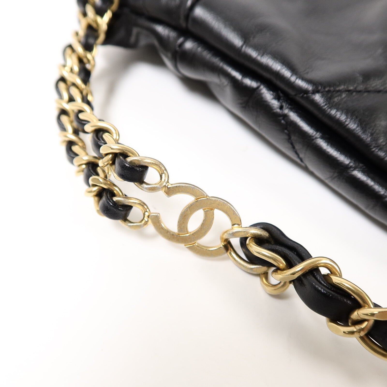 CHANEL 牛皮皮革Chanel 22 Backpack背包