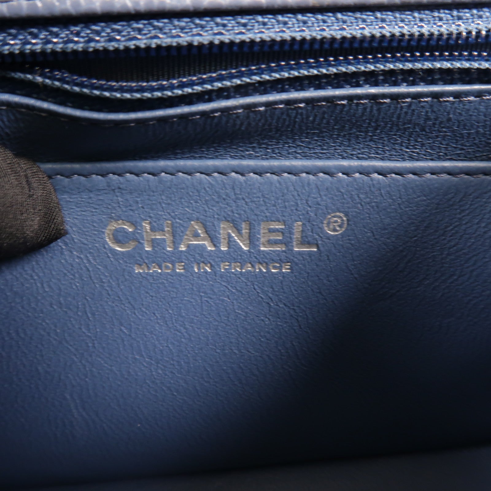 CHANEL 牛皮皮革Mini Classic 17鏈帶肩背袋
